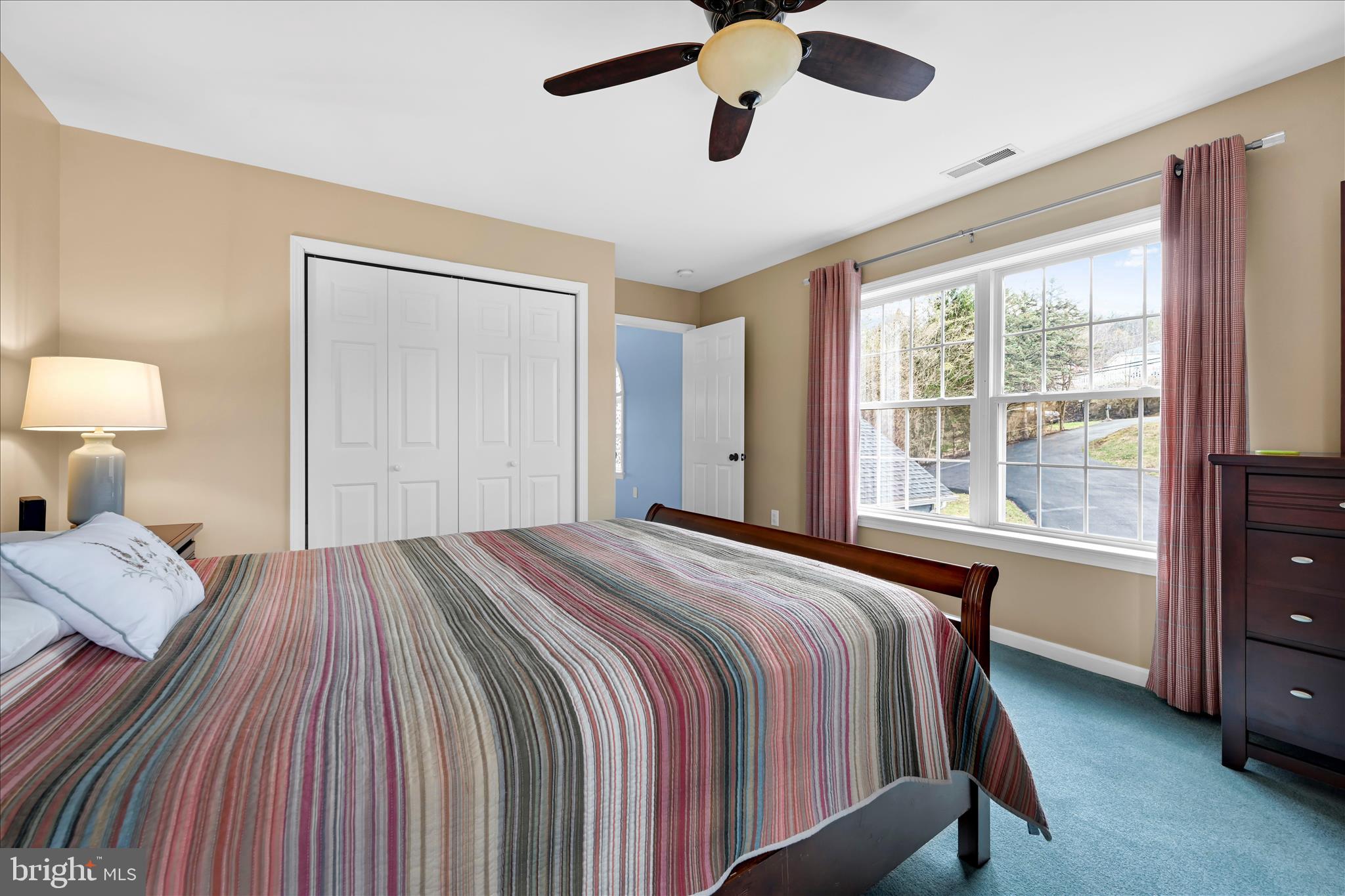 LAKE WYNONAH - Residential