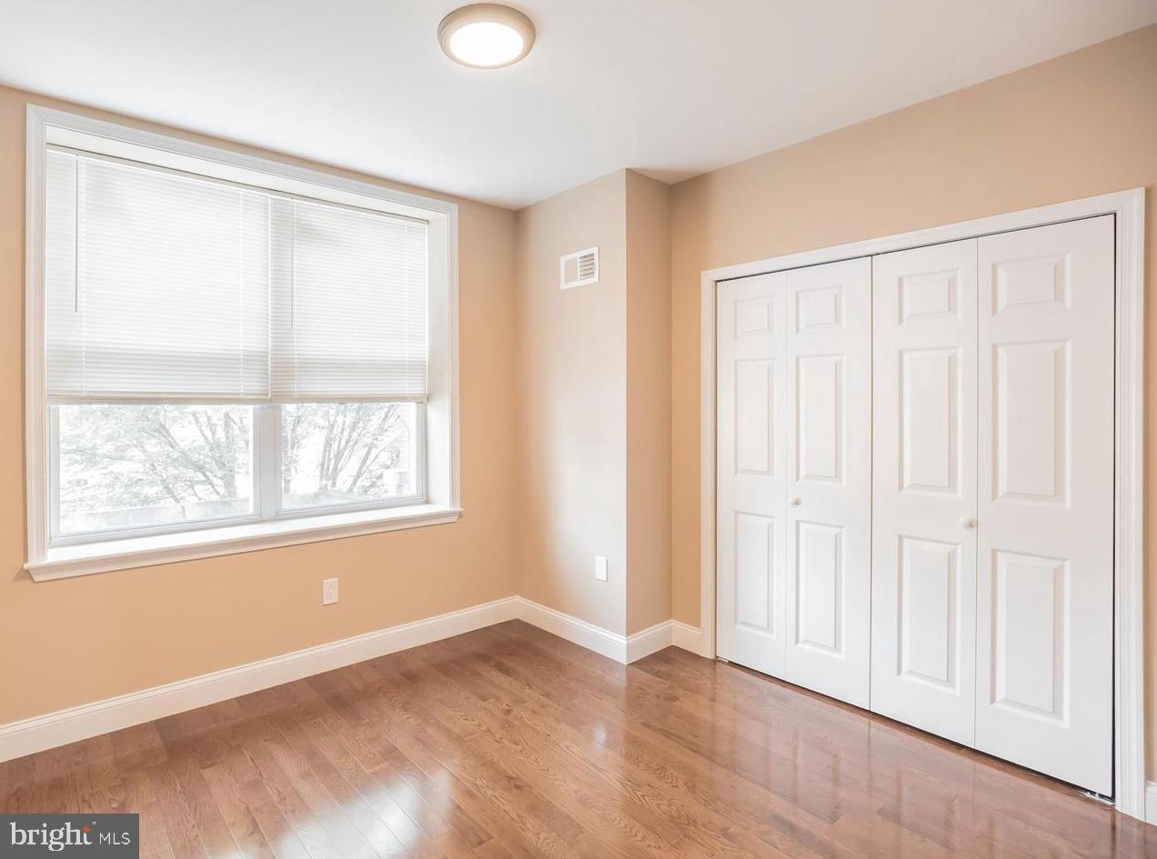 EAST PASSYUNK CROSSING - Residential