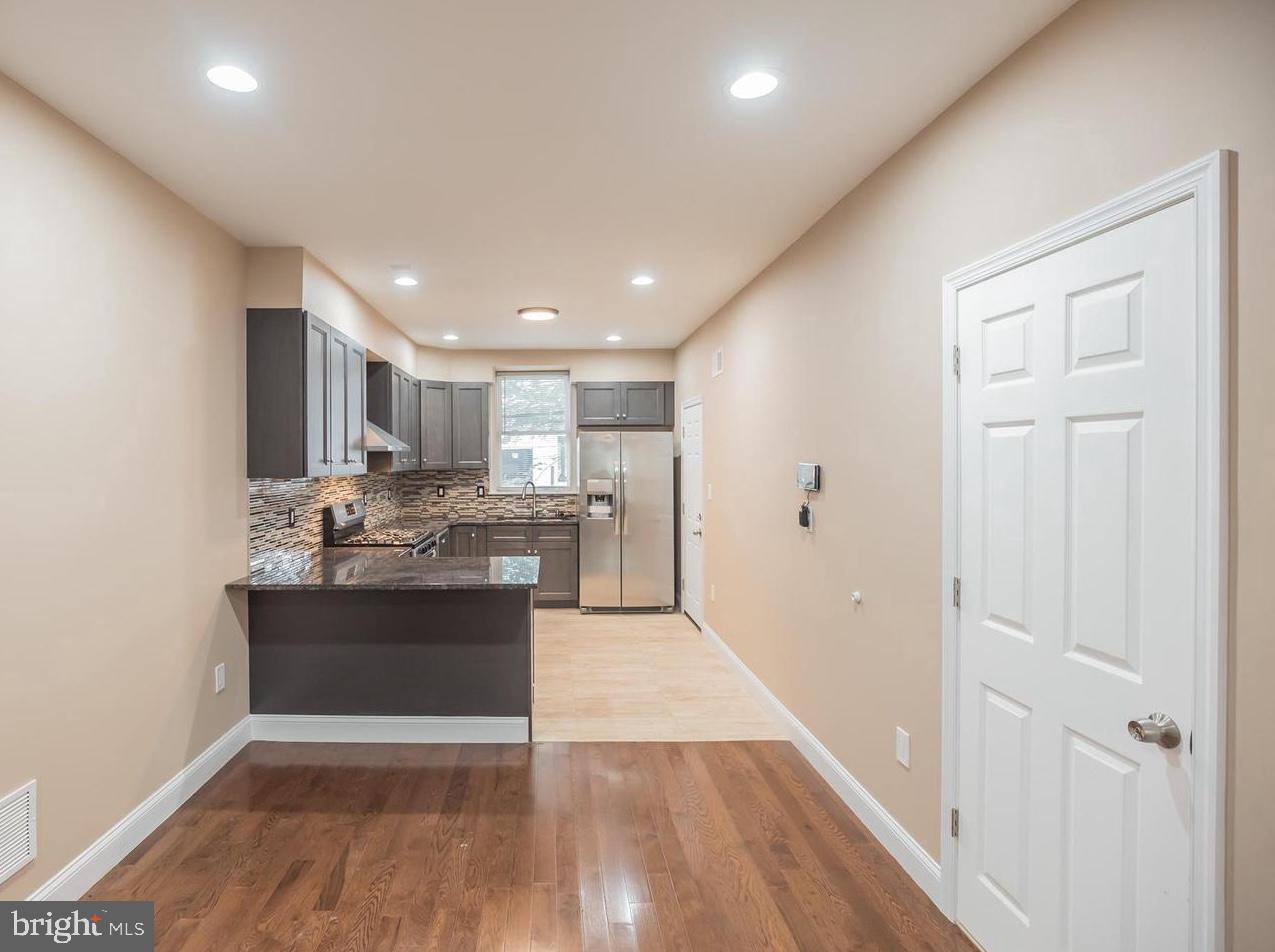 EAST PASSYUNK CROSSING - Residential