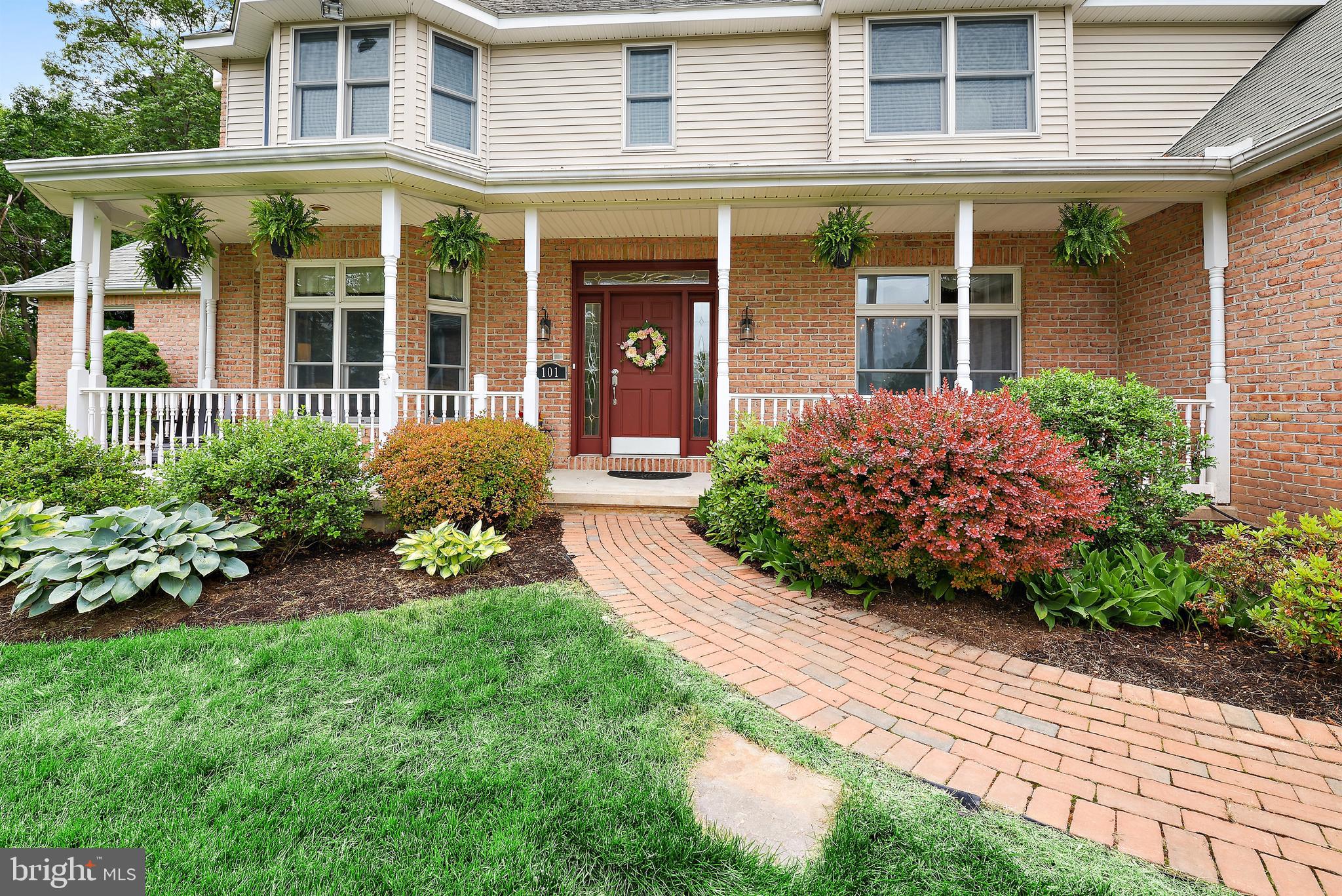 RIDGEVIEW - Residential