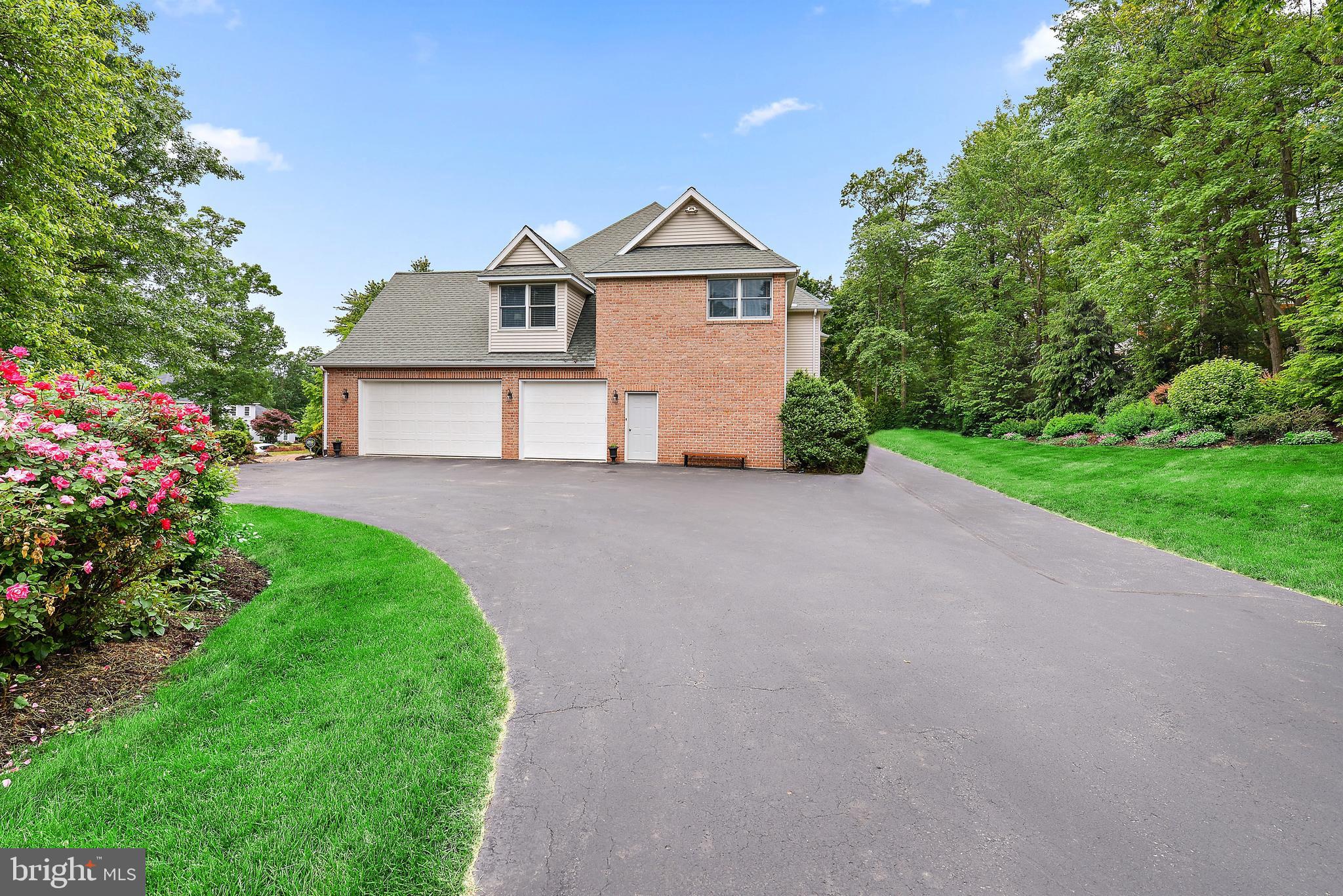 RIDGEVIEW - Residential