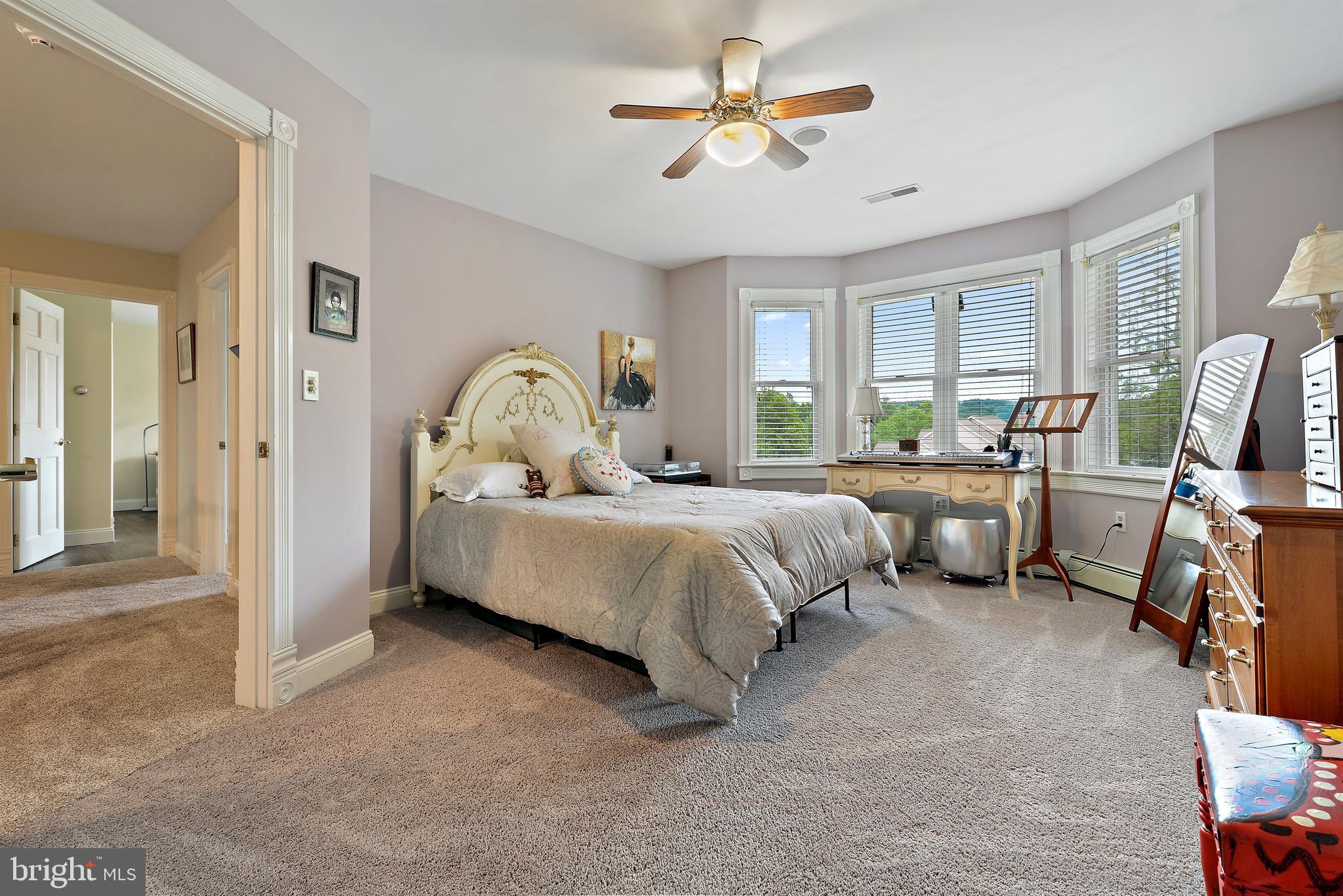 RIDGEVIEW - Residential