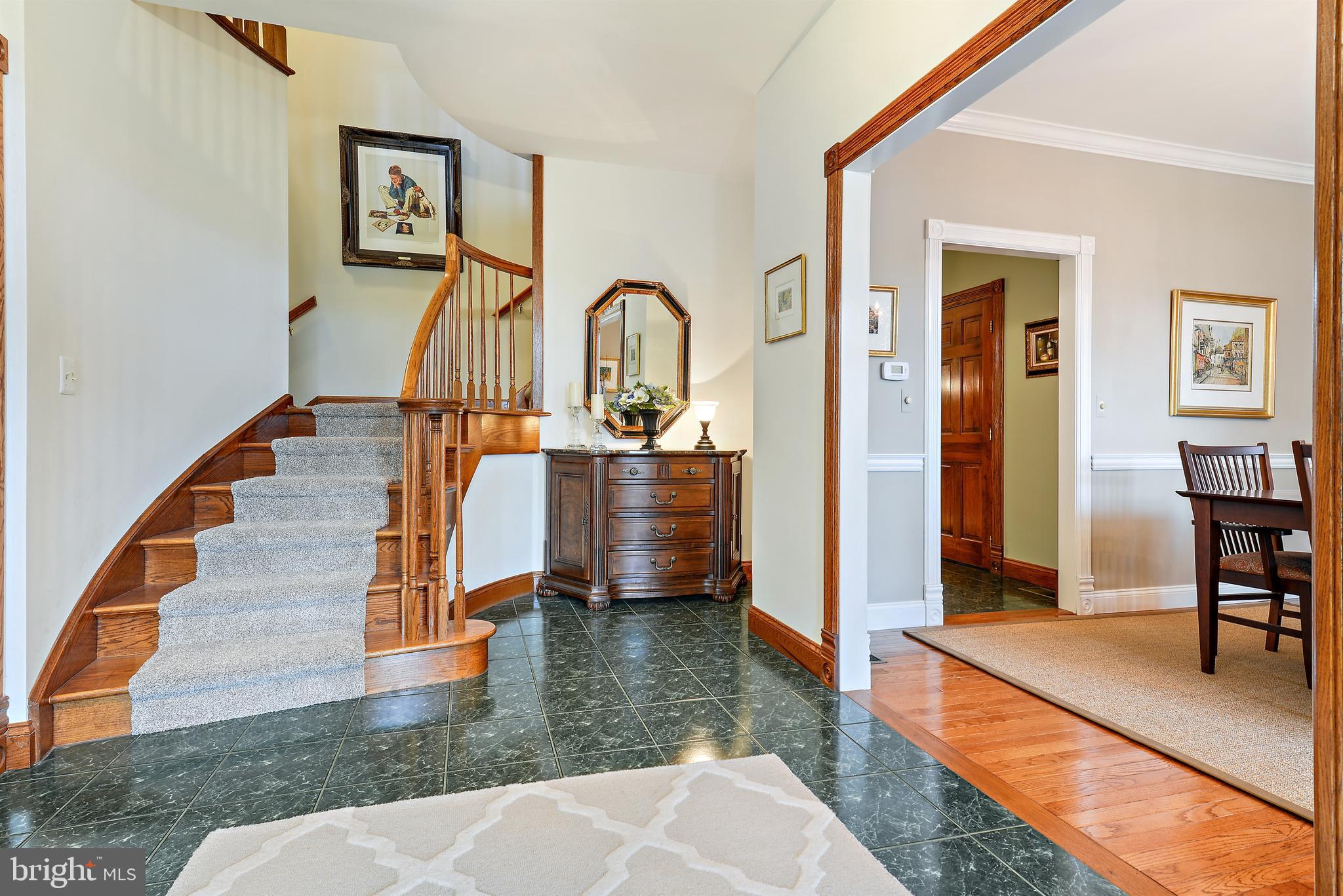 RIDGEVIEW - Residential