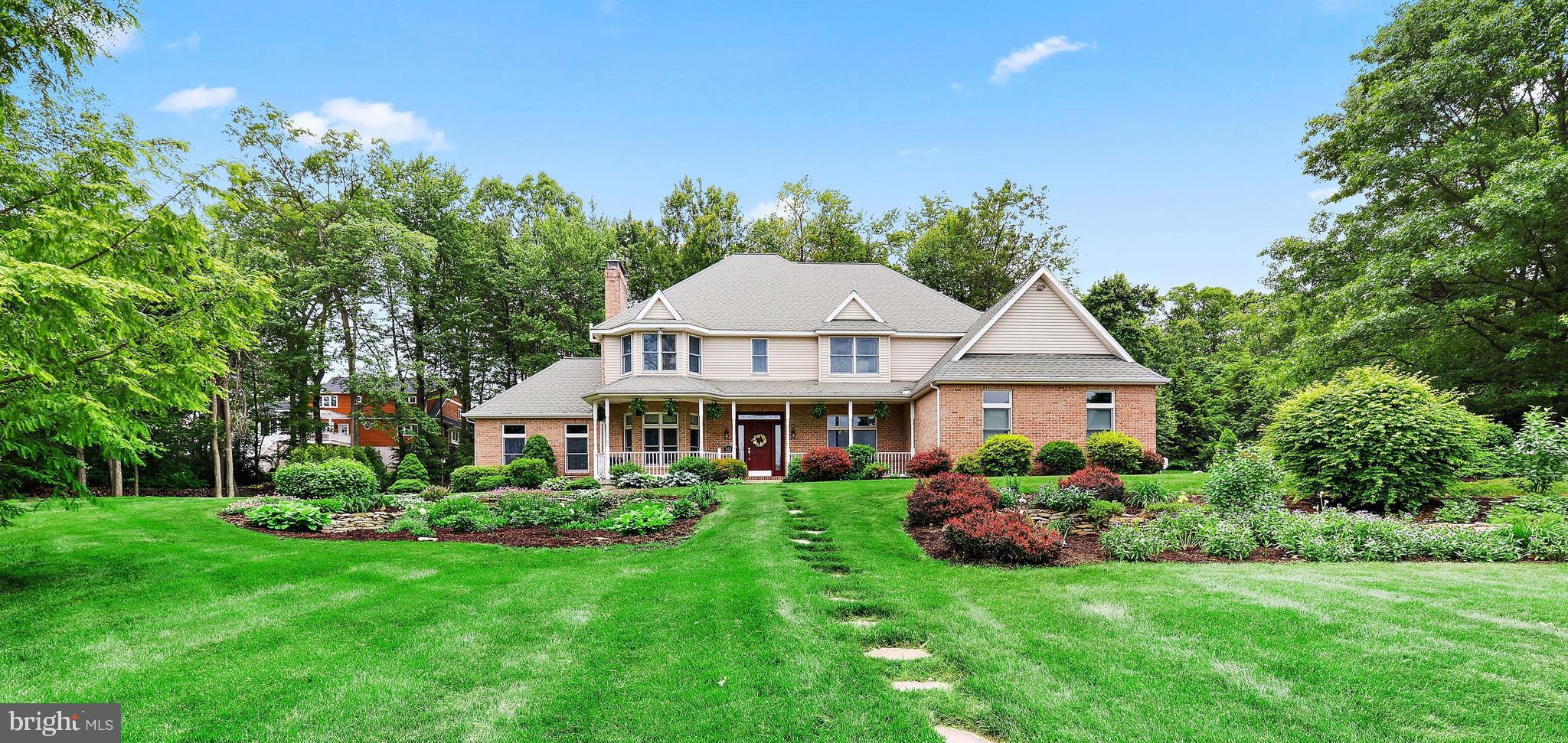 RIDGEVIEW - Residential