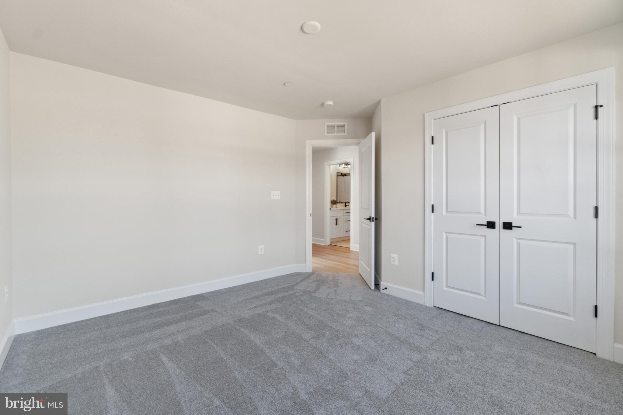 CROSSLAND FARMS - Residential