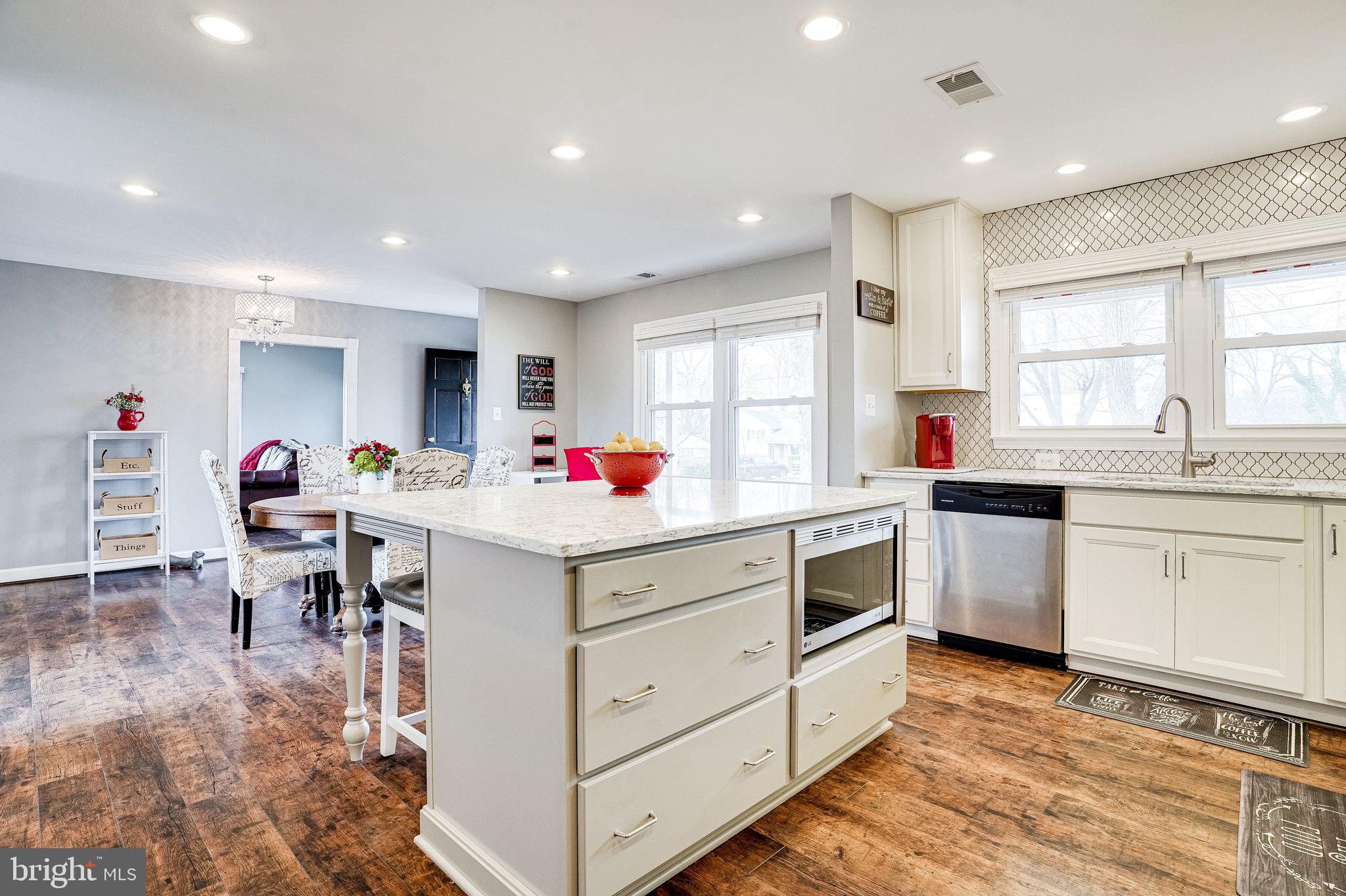 RAVENSWORTH - Residential