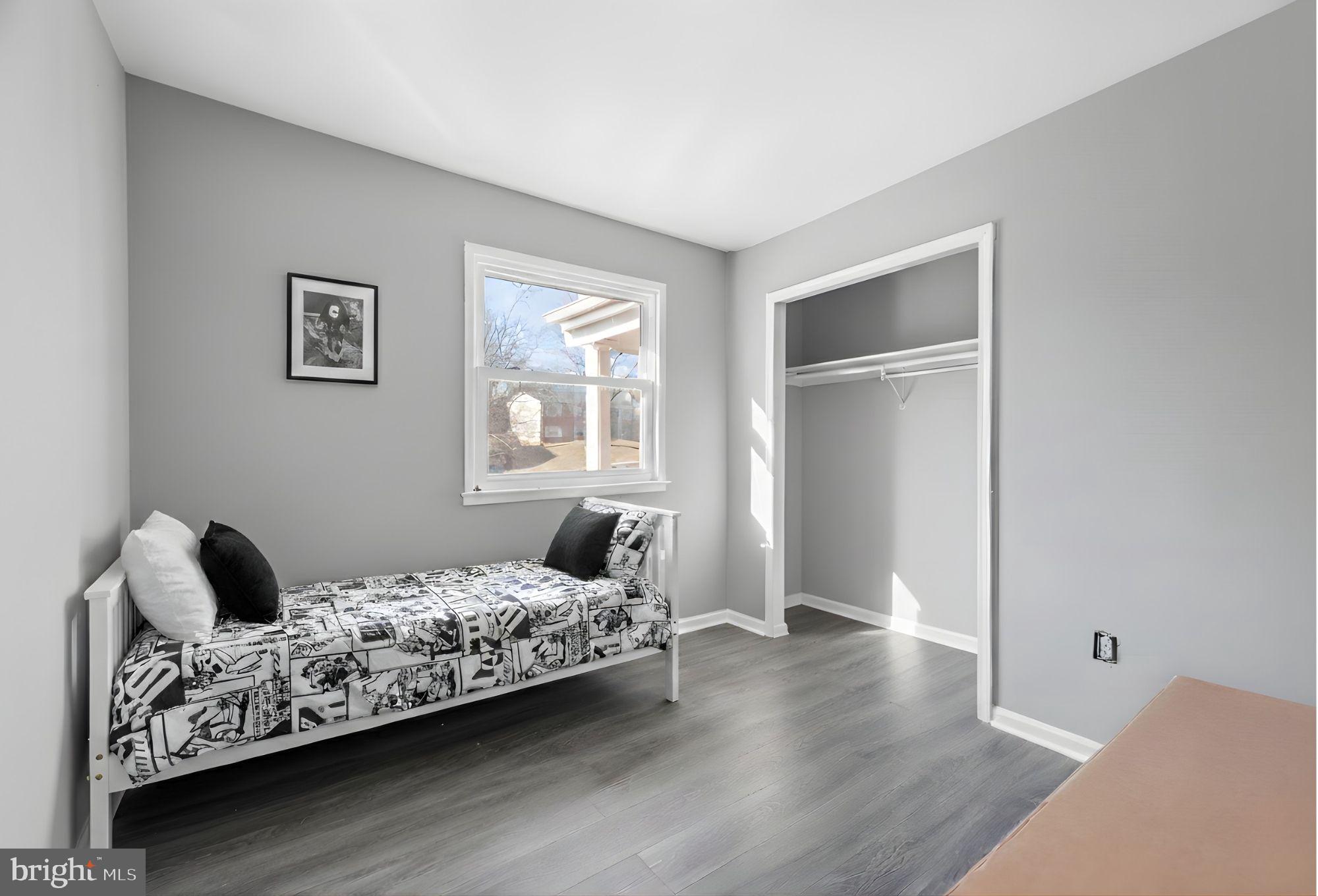 DALE CITY - Residential