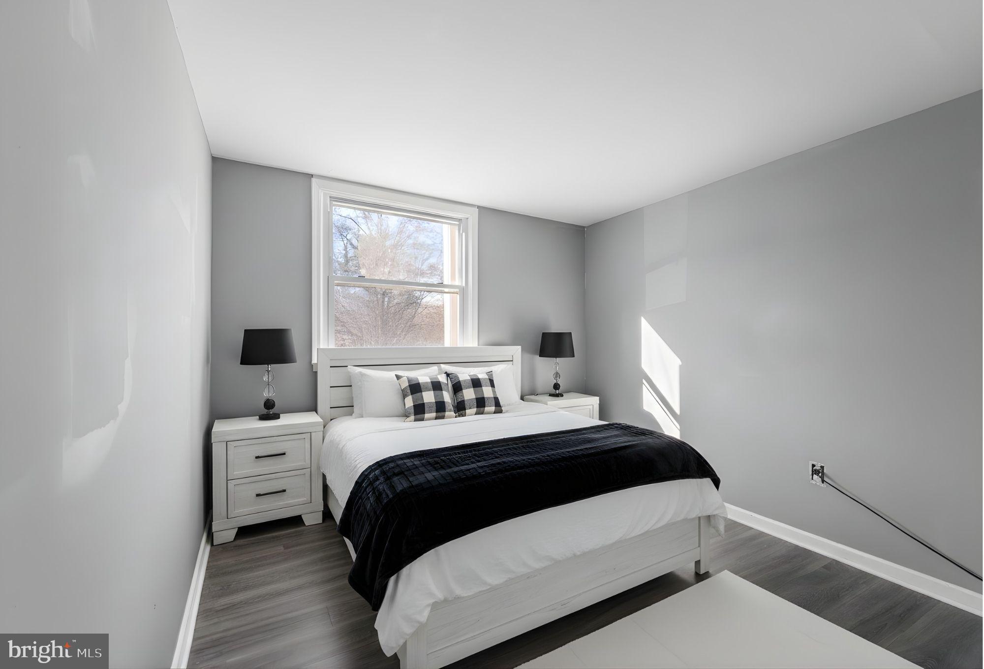 DALE CITY - Residential