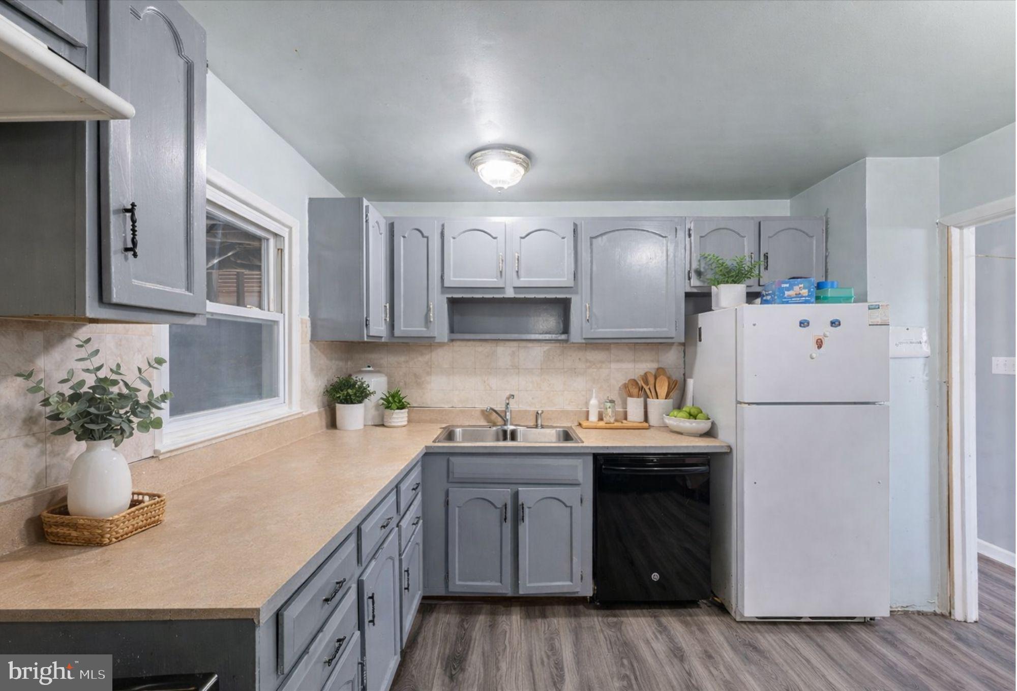 DALE CITY - Residential