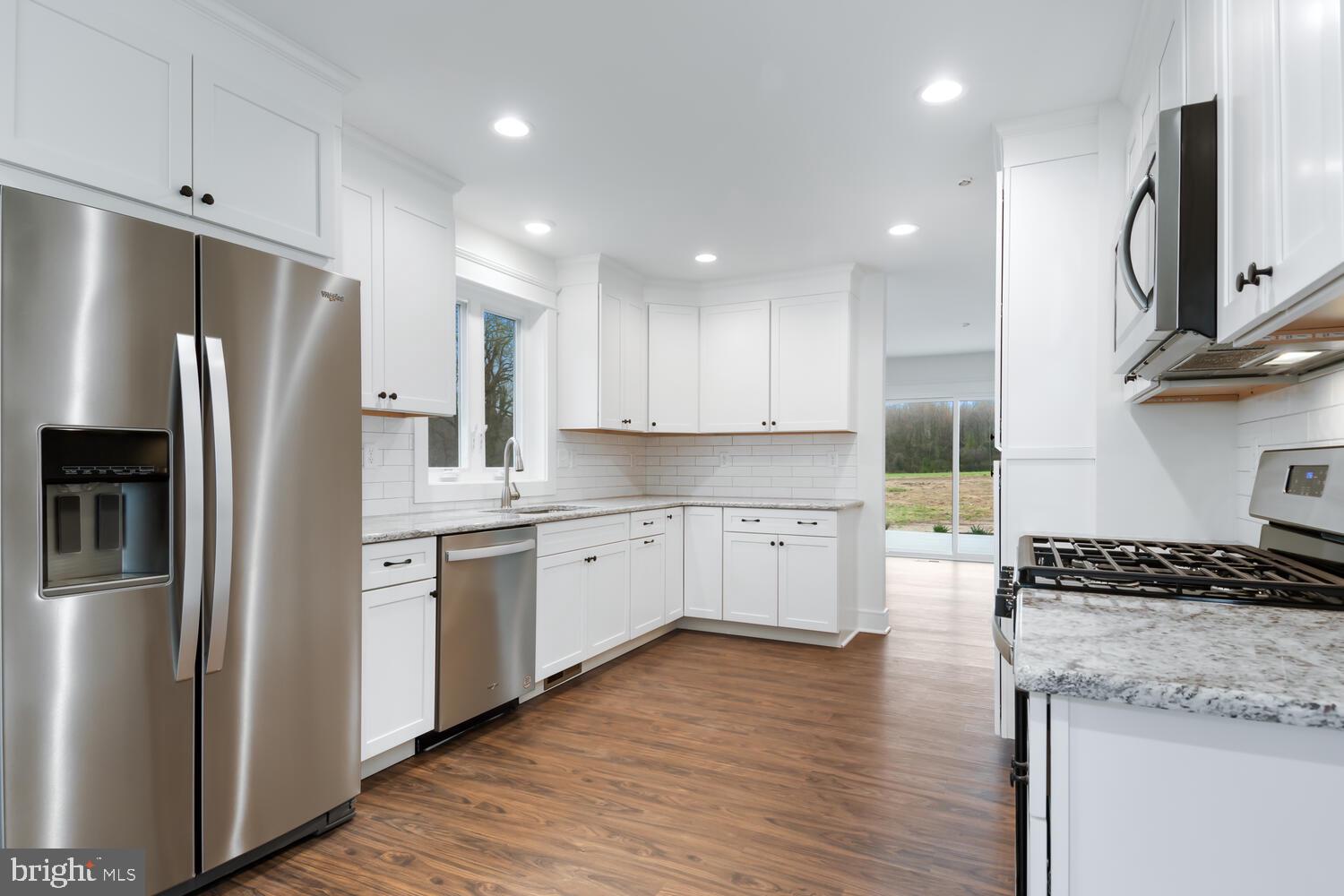 CENTREVILLE - Residential