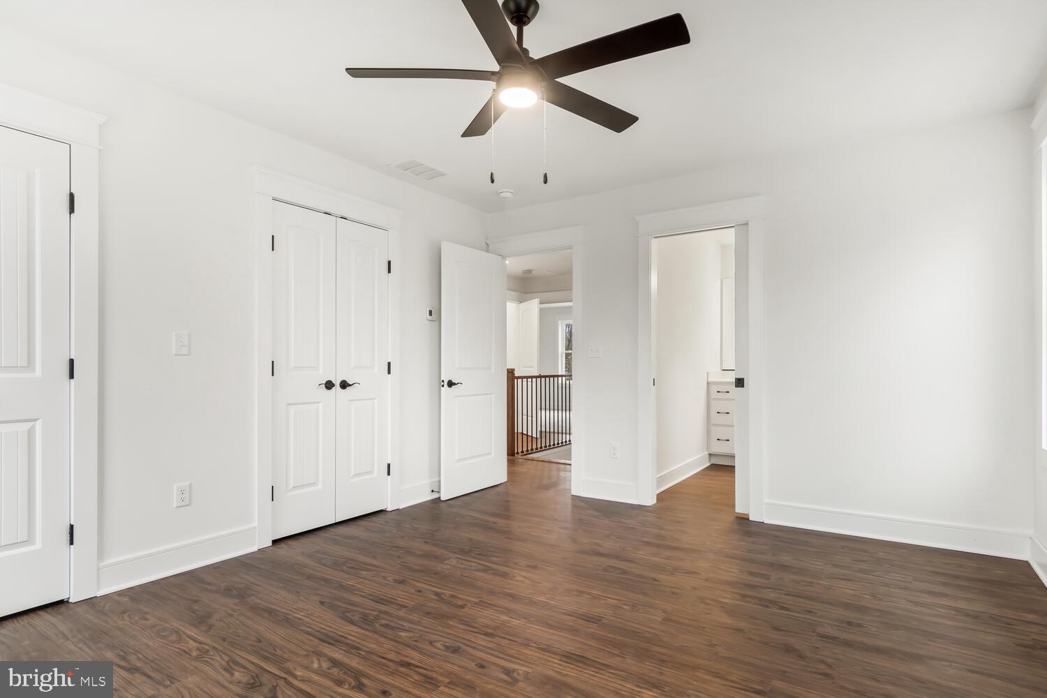 CENTREVILLE - Residential