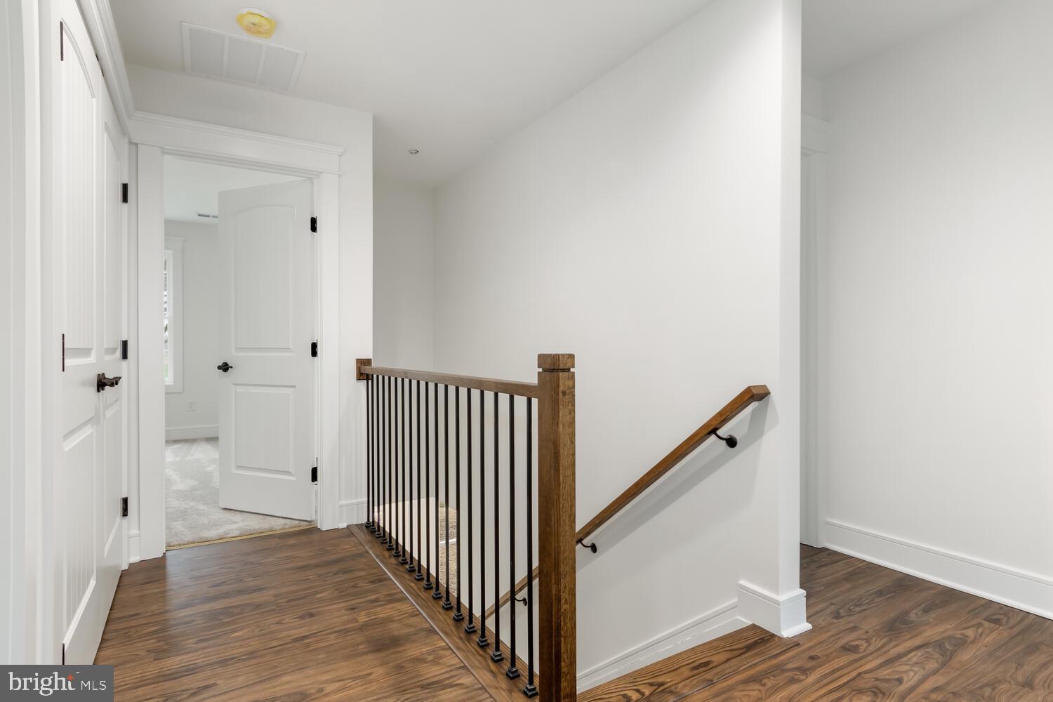 CENTREVILLE - Residential