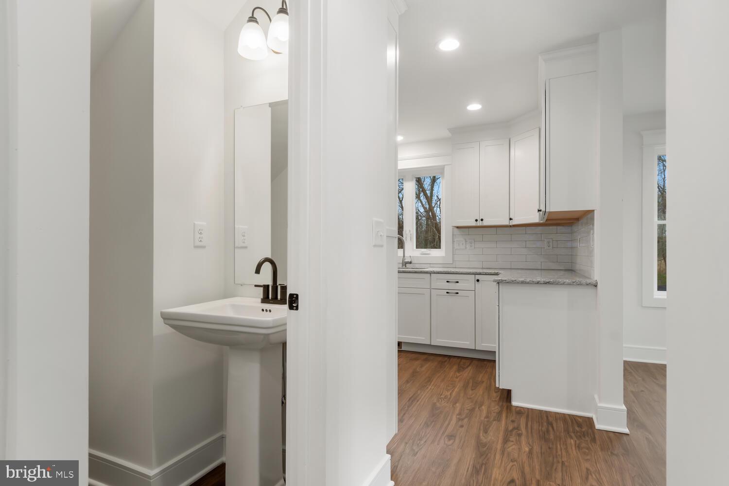 CENTREVILLE - Residential