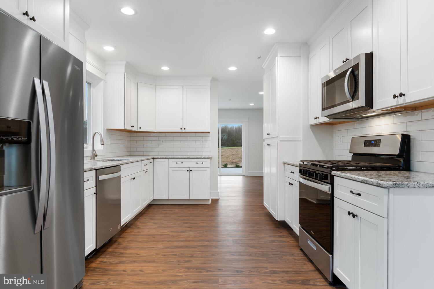 CENTREVILLE - Residential