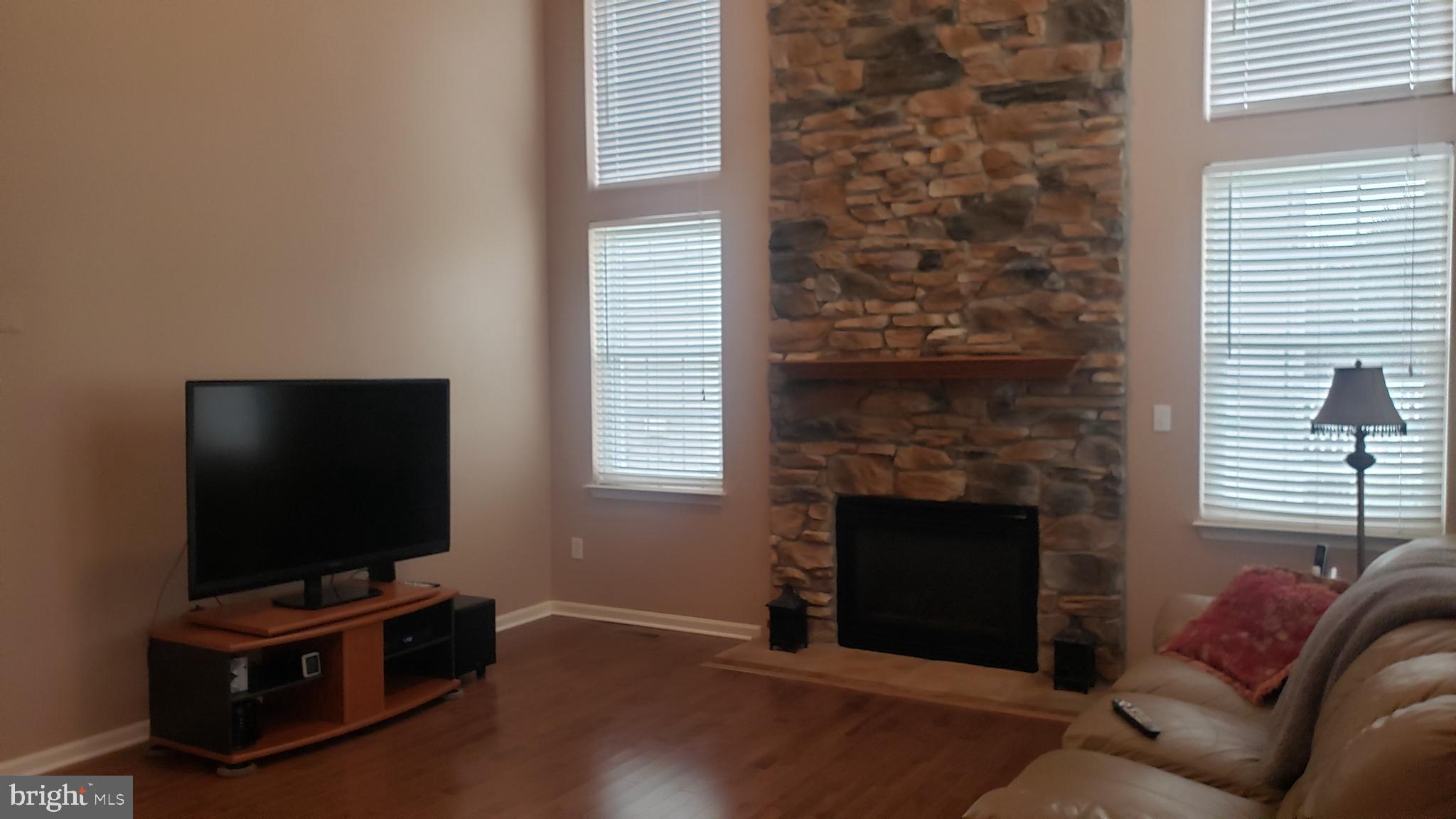 ECKER'S HOLLOW - Residential