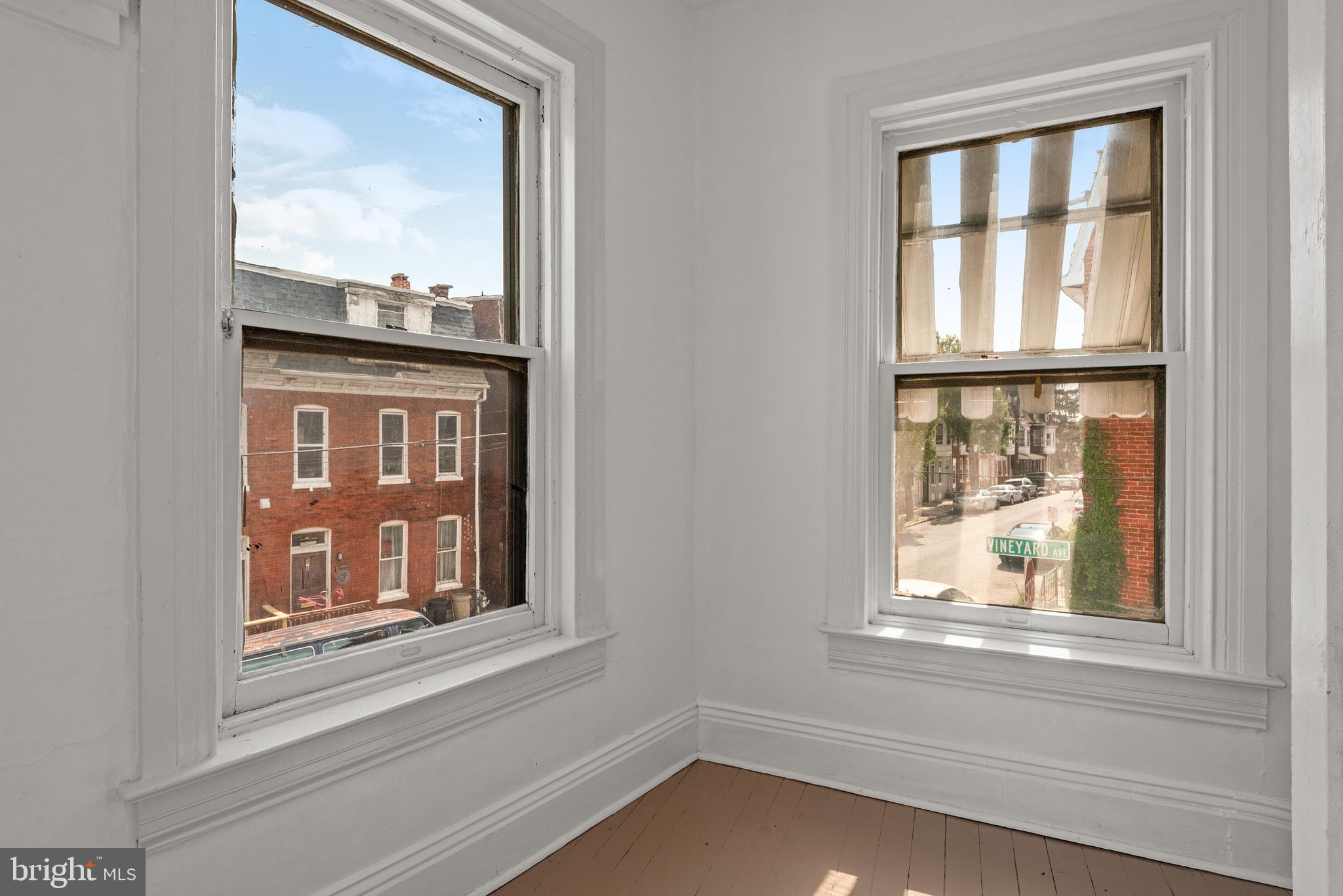 FARQUHAR PARK - Residential