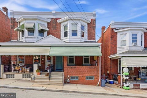 Townhouse For Sale - 514 Mill Street<br/> Montgomery County, BRIDGEPORT, PA 19405
