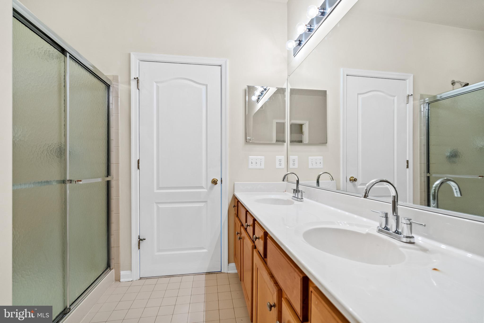 TOWN CENTER AT CAMP SPRINGS - Residential Lease