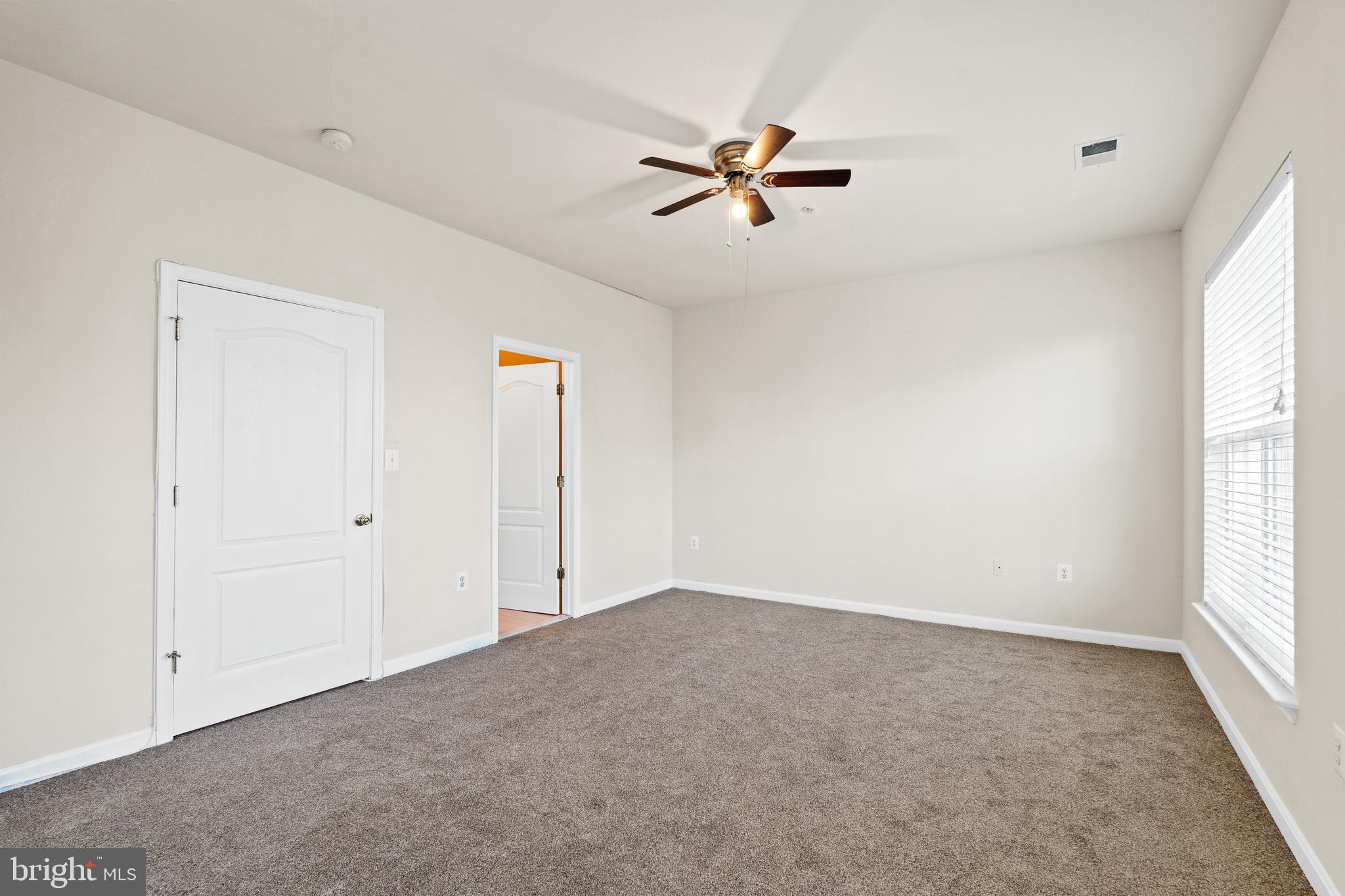 TOWN CENTER AT CAMP SPRINGS - Residential Lease