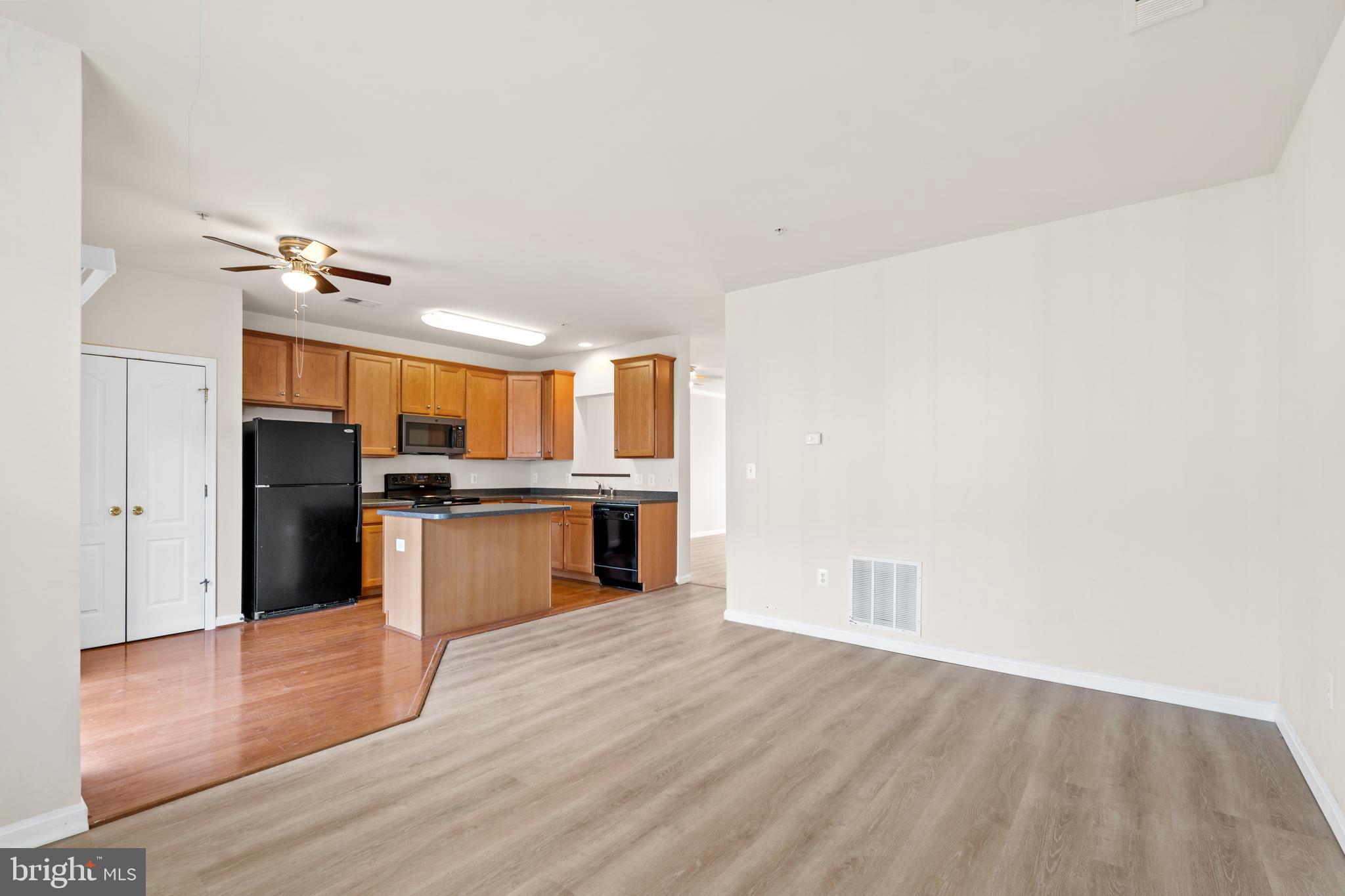 TOWN CENTER AT CAMP SPRINGS - Residential Lease