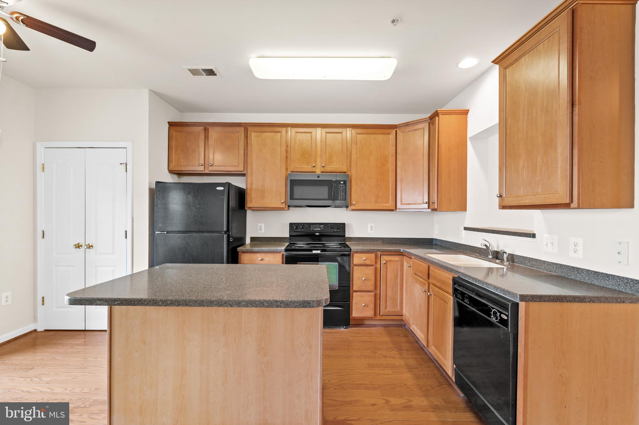 TOWN CENTER AT CAMP SPRINGS - Residential Lease