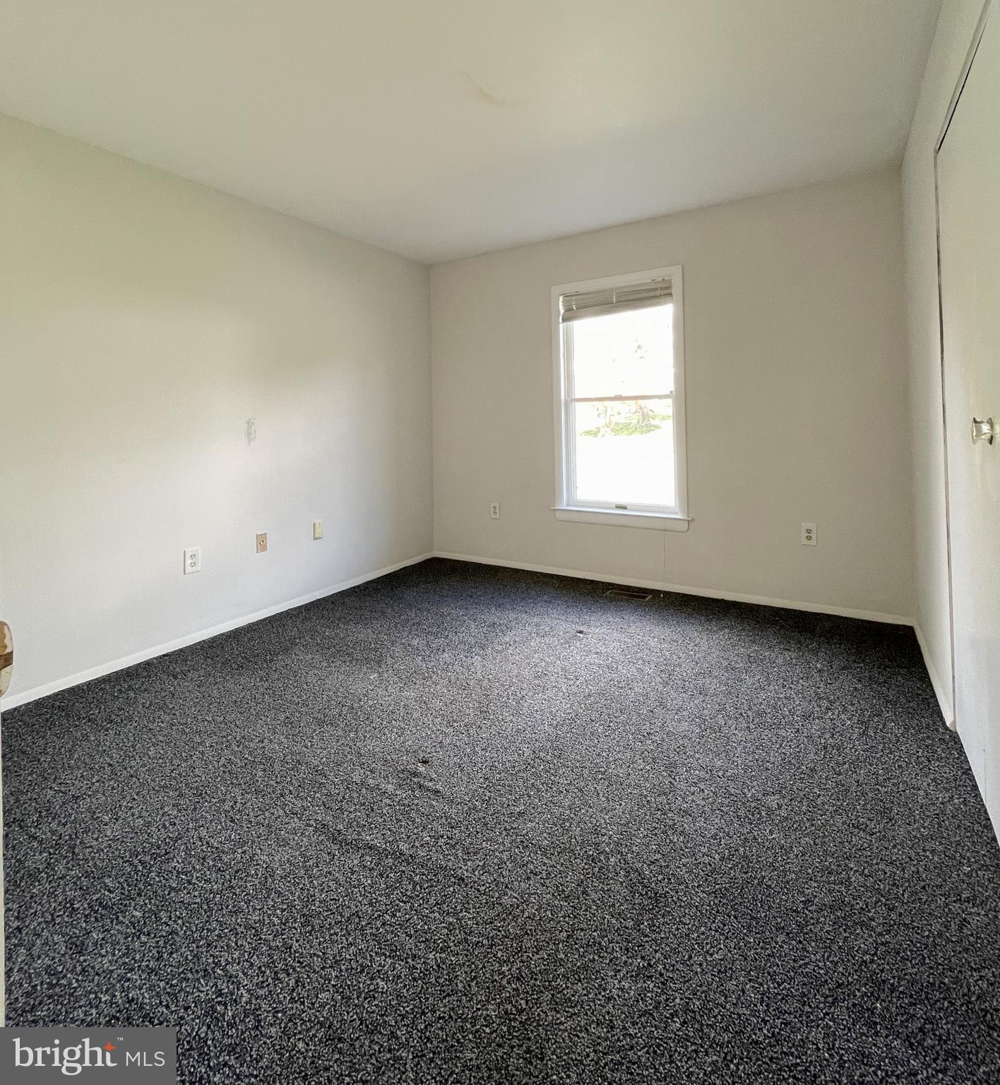 SUBURBIA - Residential