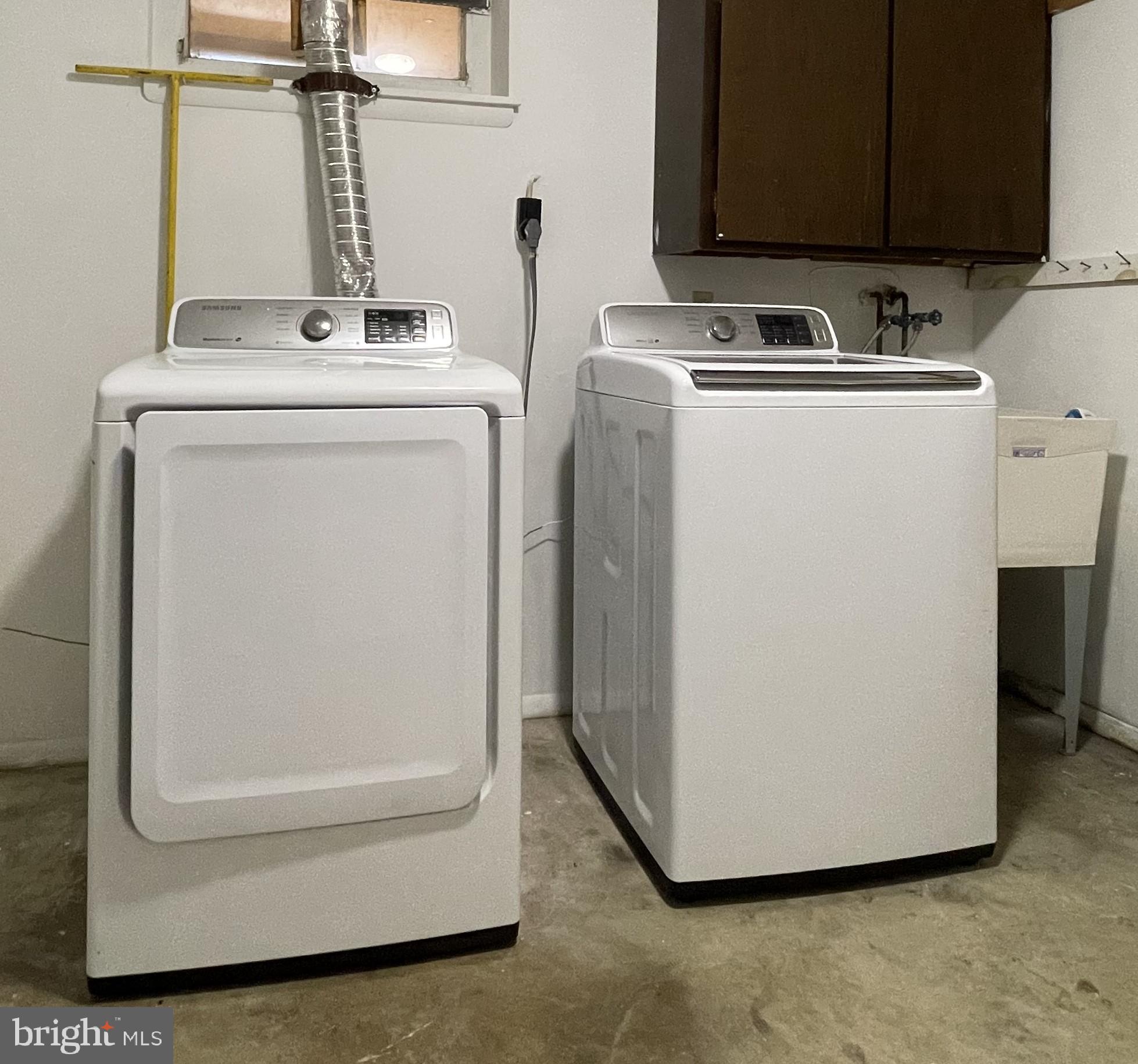 SUBURBIA - Residential