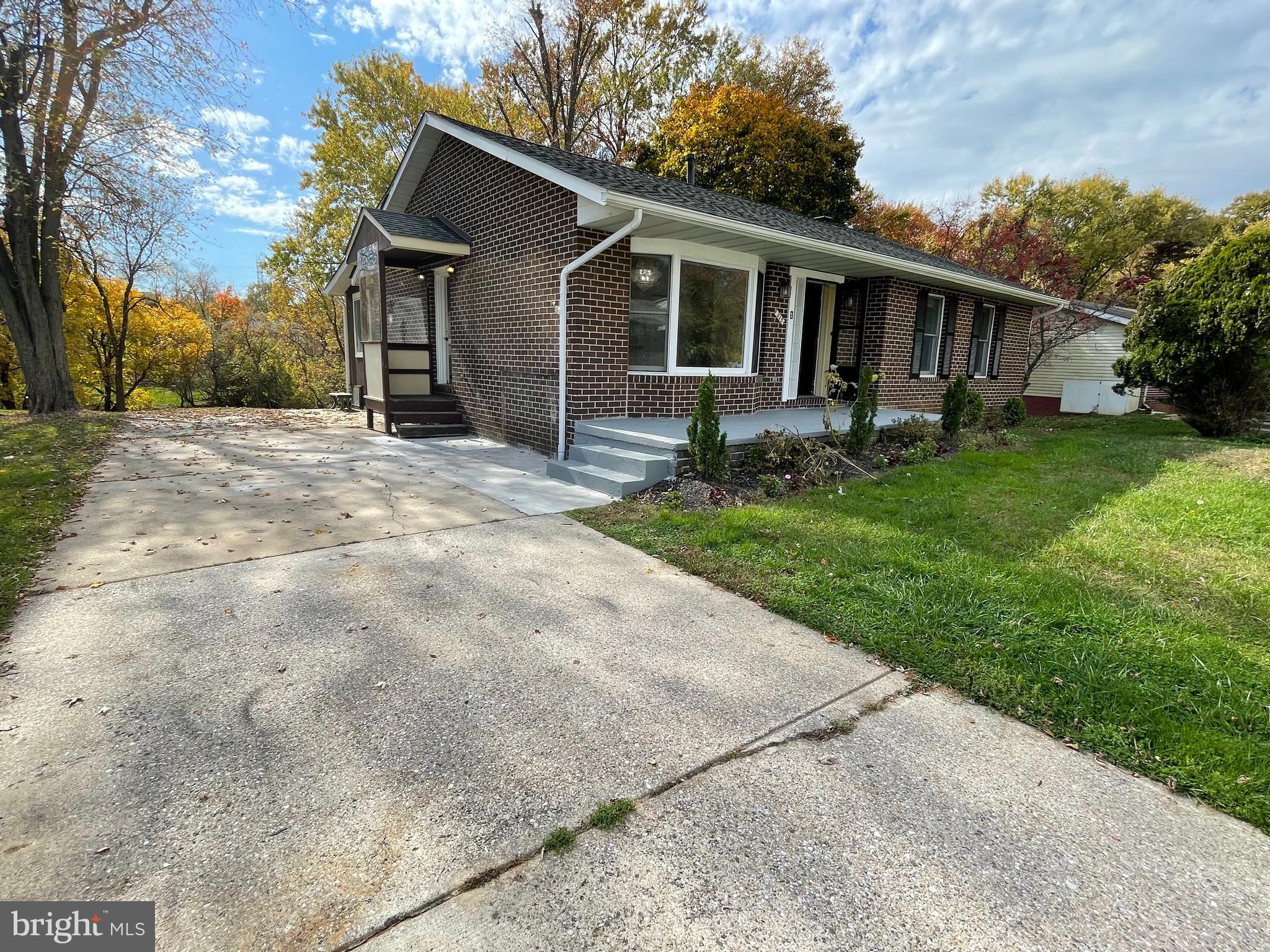 SUBURBIA - Residential