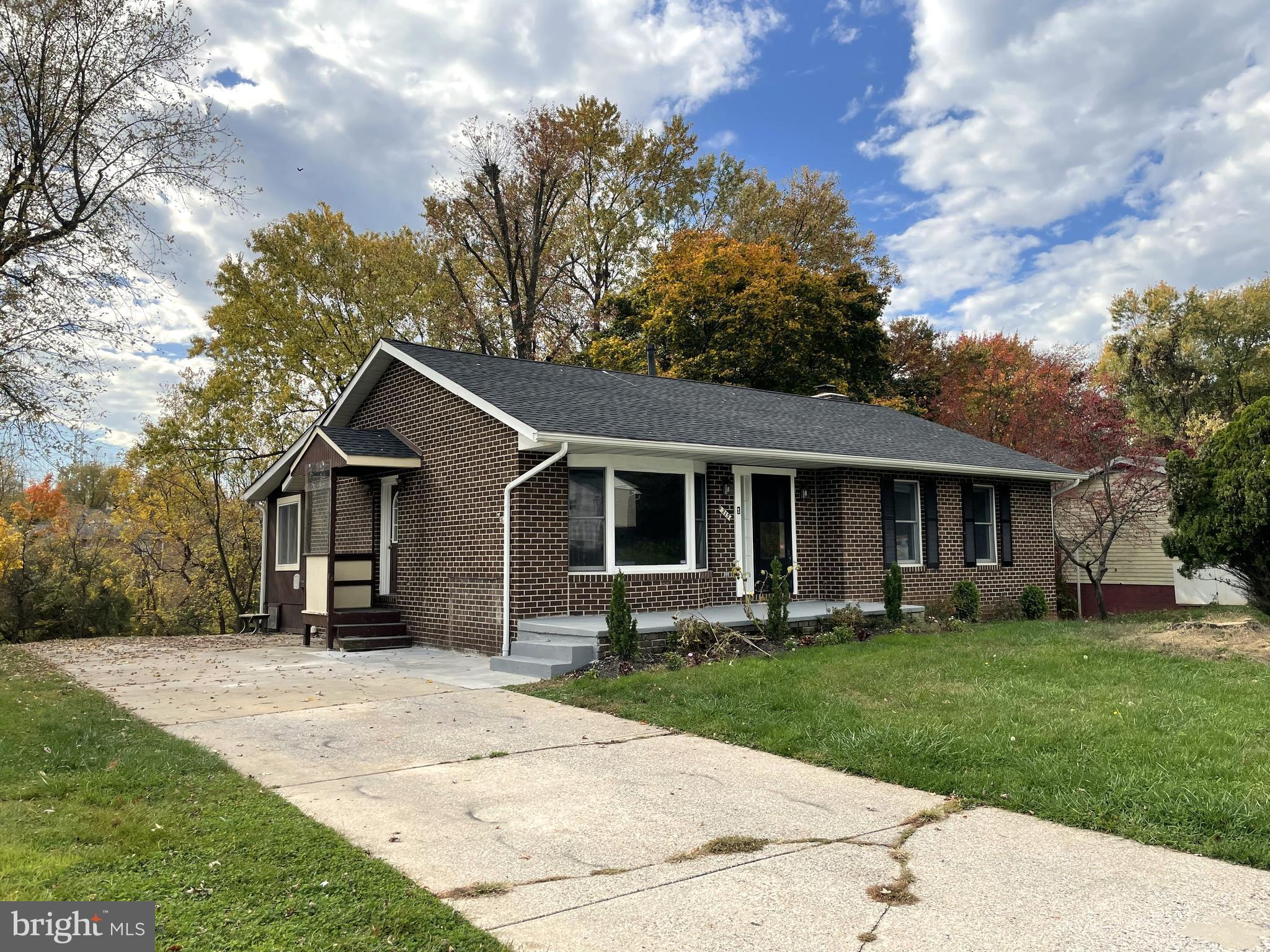 SUBURBIA - Residential