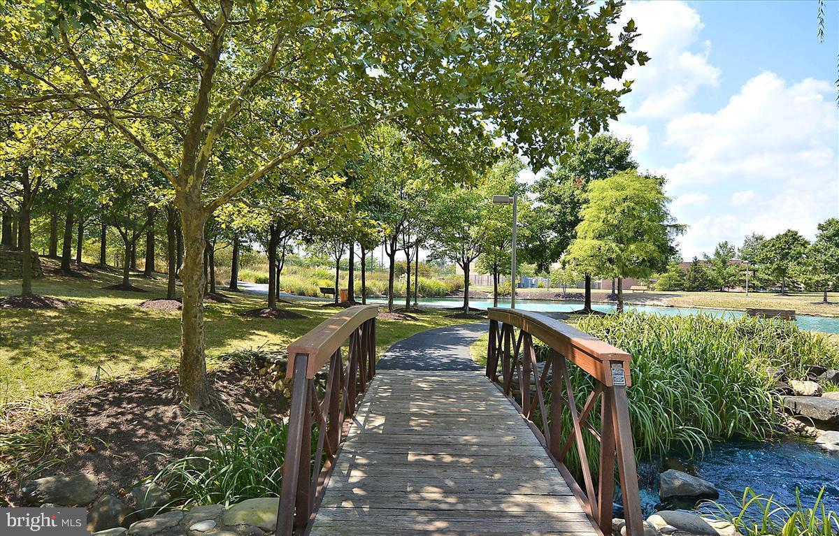 PINEY ORCHARD - Residential