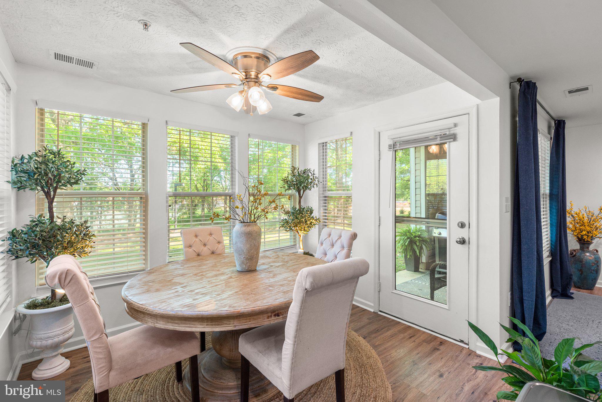 PINEY ORCHARD - Residential