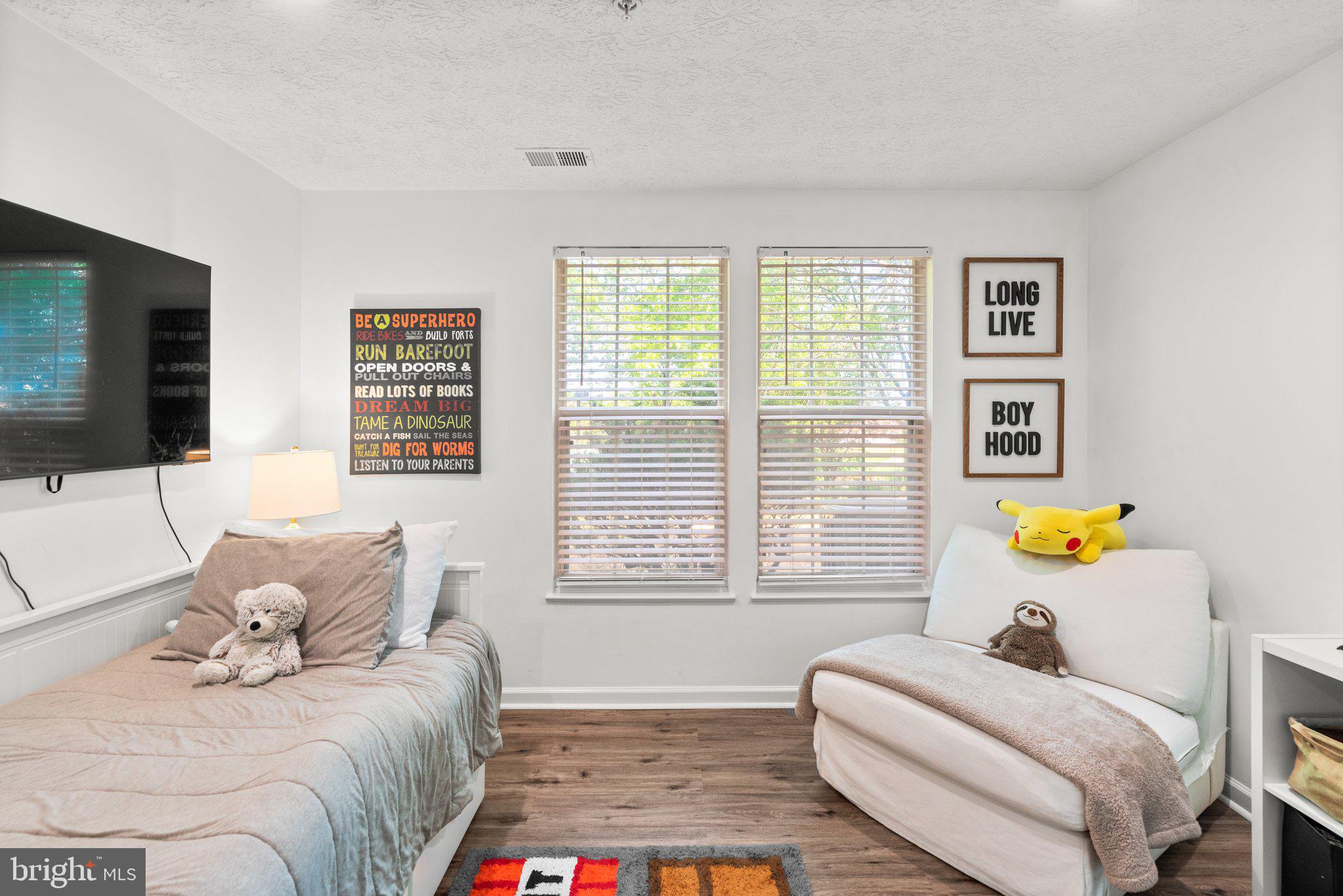 PINEY ORCHARD - Residential