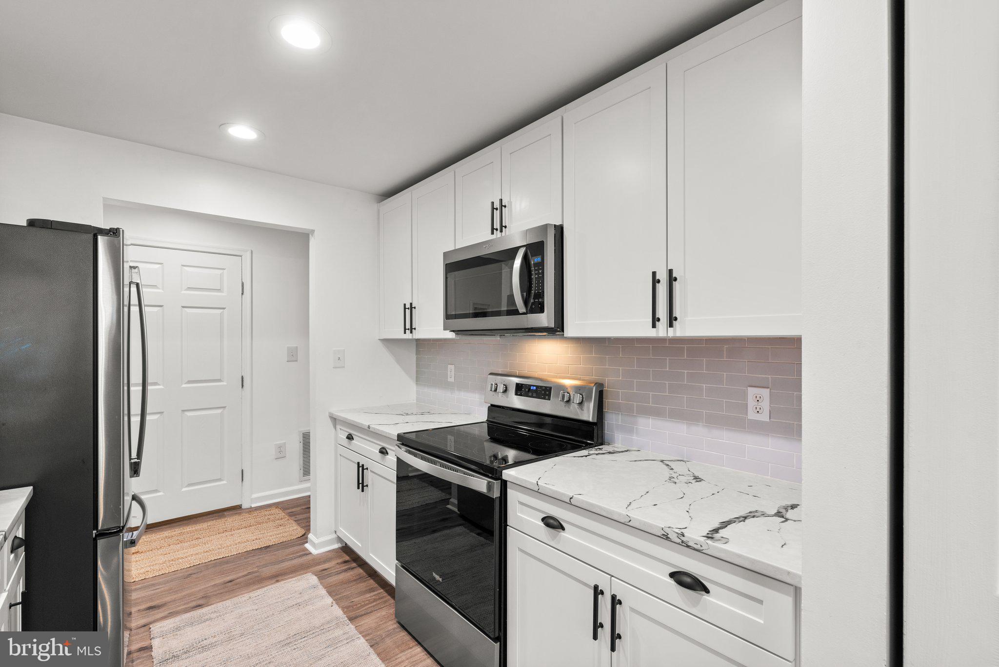 PINEY ORCHARD - Residential