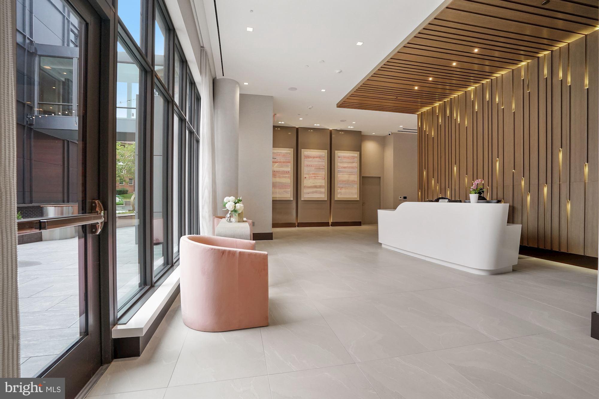 OLD TOWN ALEXANDRIA - Residential