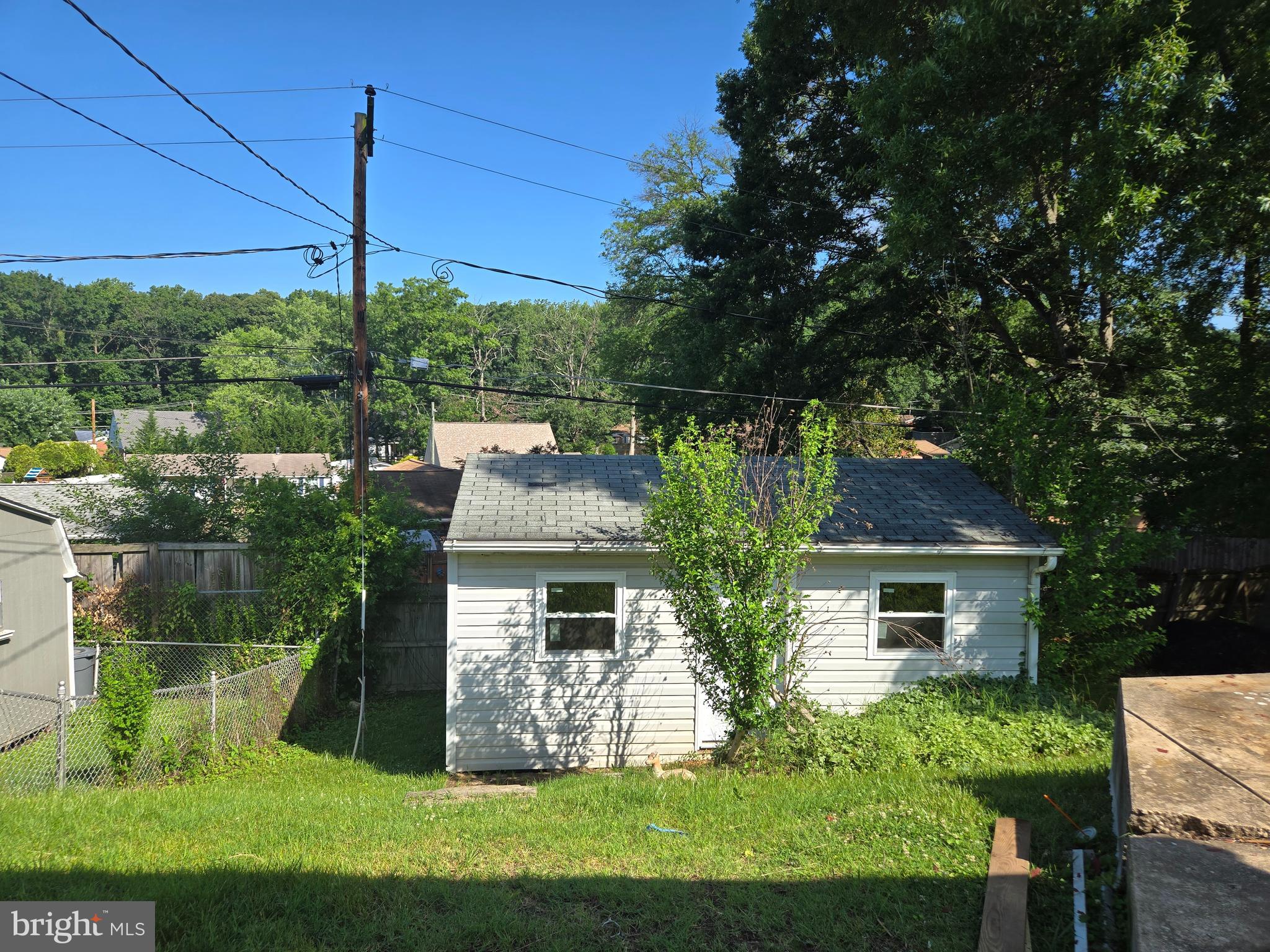 424 TRIMBLE ROAD