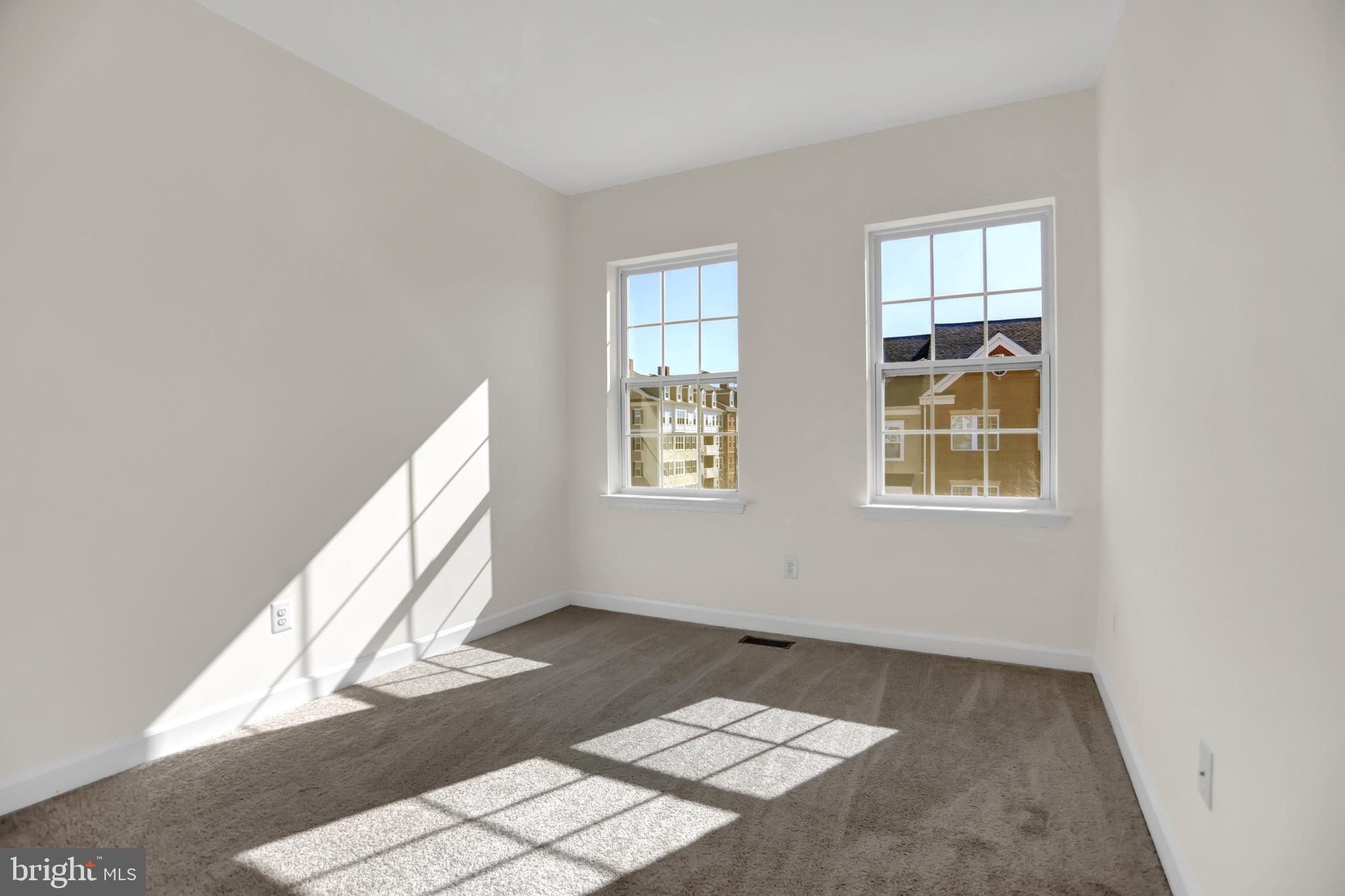 CREEKSTONE VILLAGE - Residential