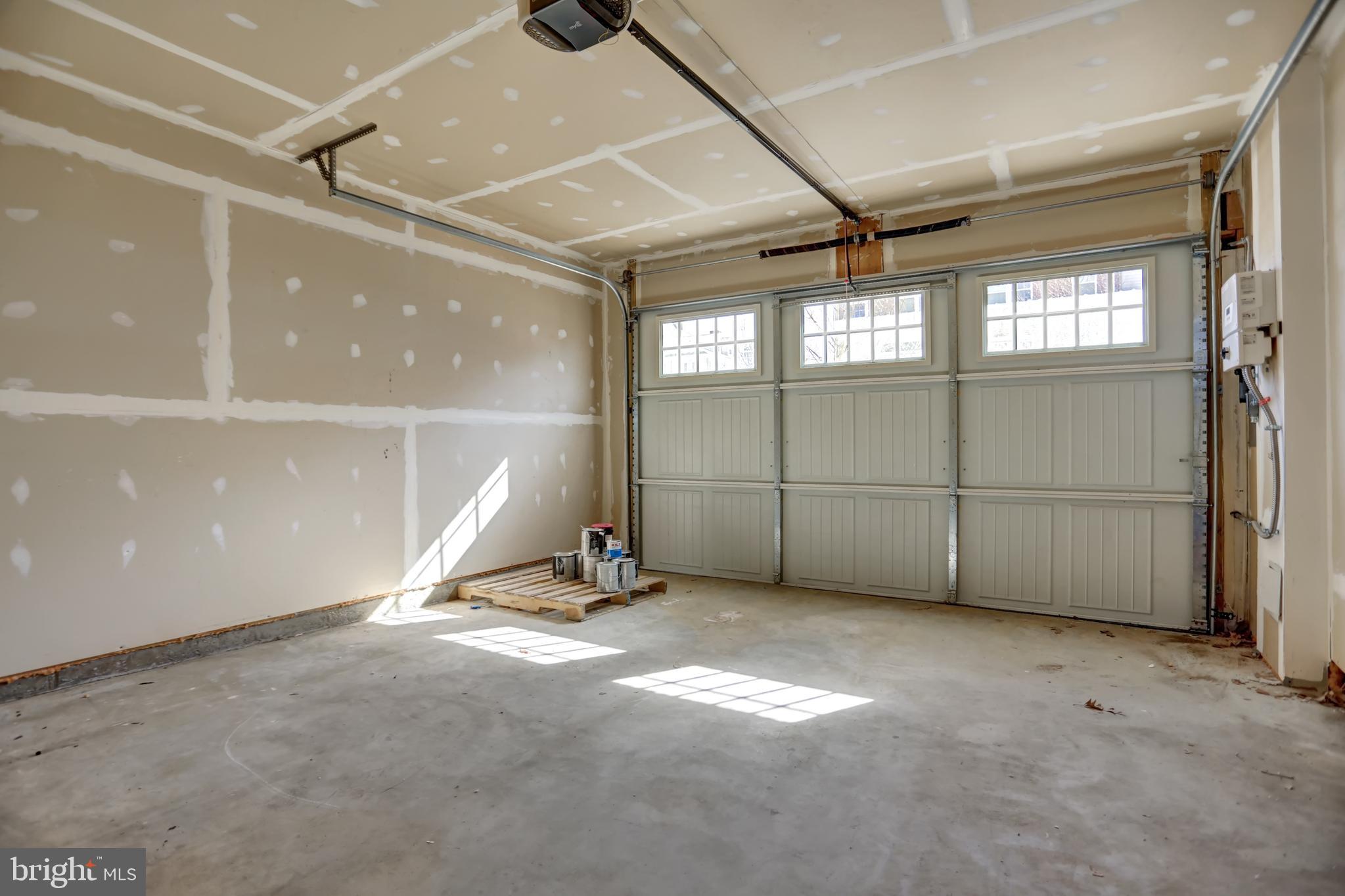 CREEKSTONE VILLAGE - Residential