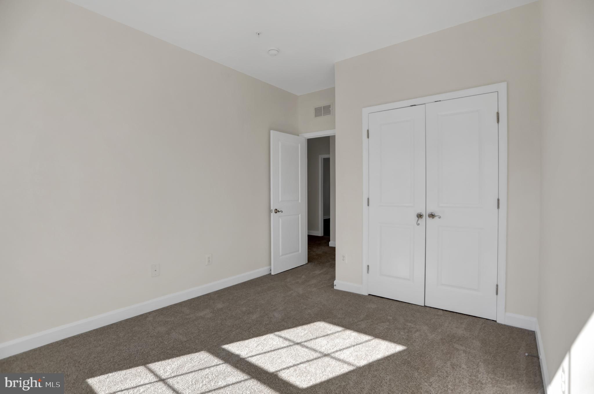 CREEKSTONE VILLAGE - Residential