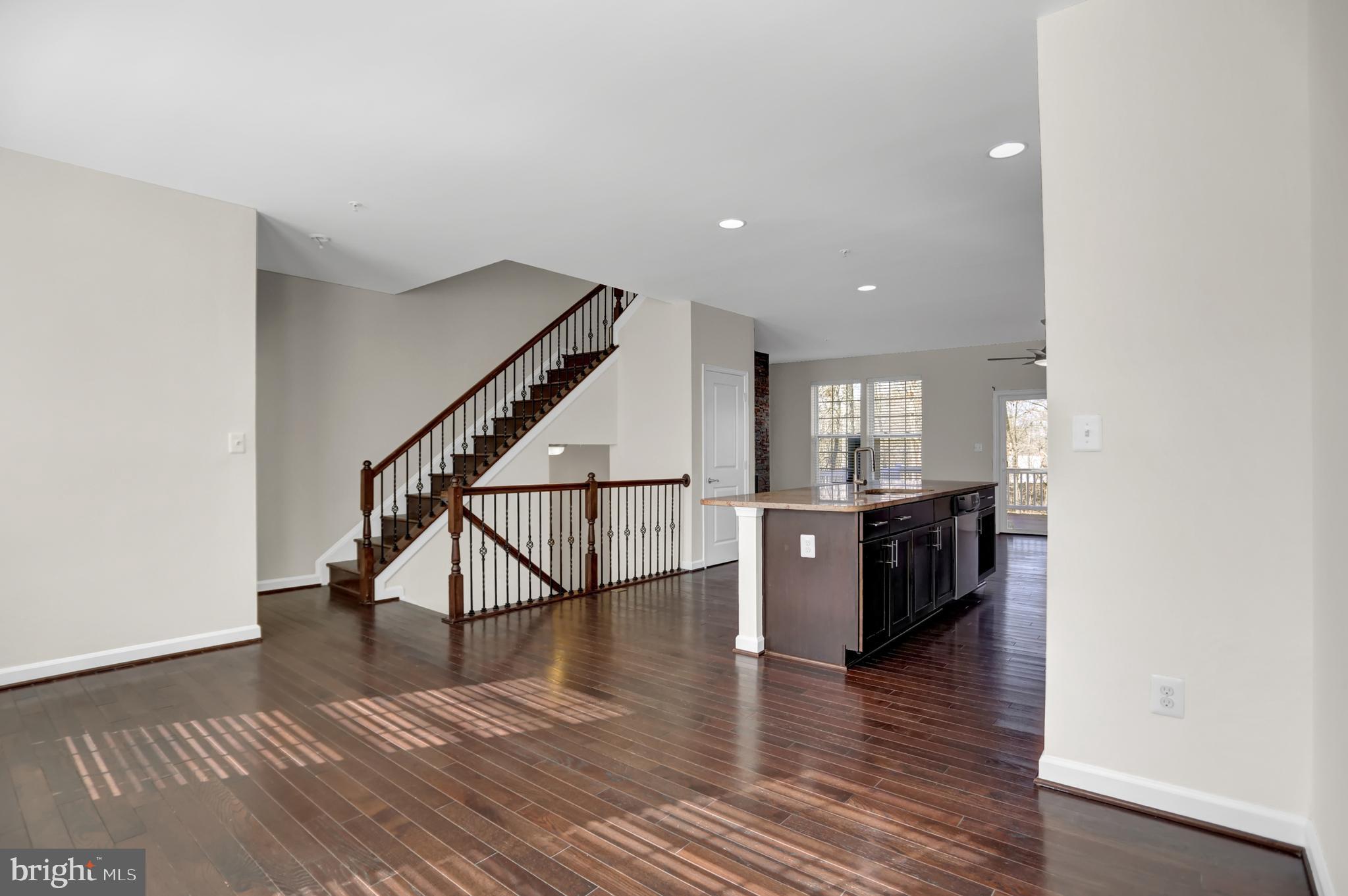 CREEKSTONE VILLAGE - Residential