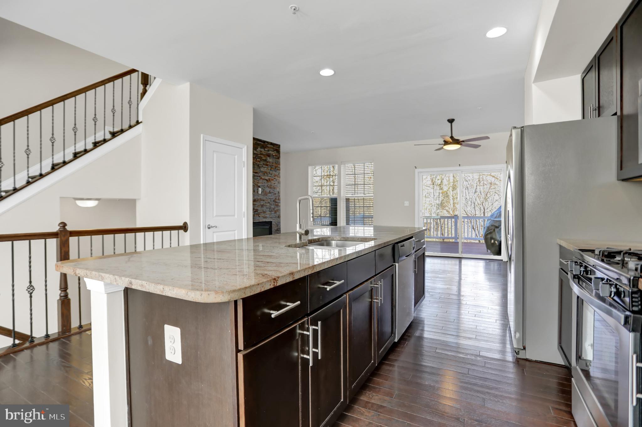 CREEKSTONE VILLAGE - Residential