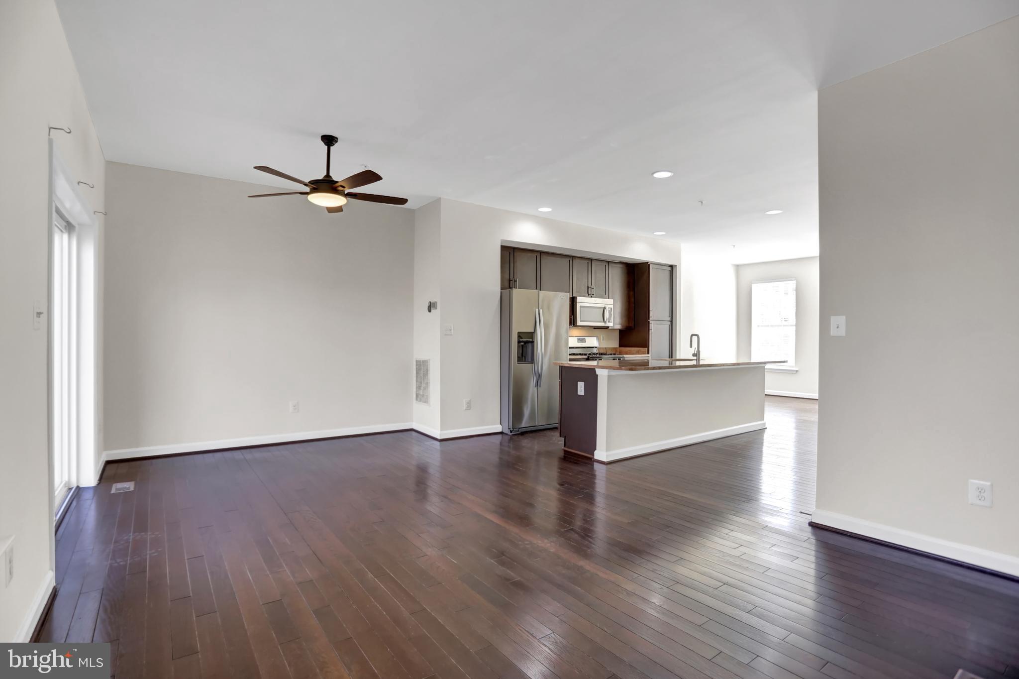 CREEKSTONE VILLAGE - Residential