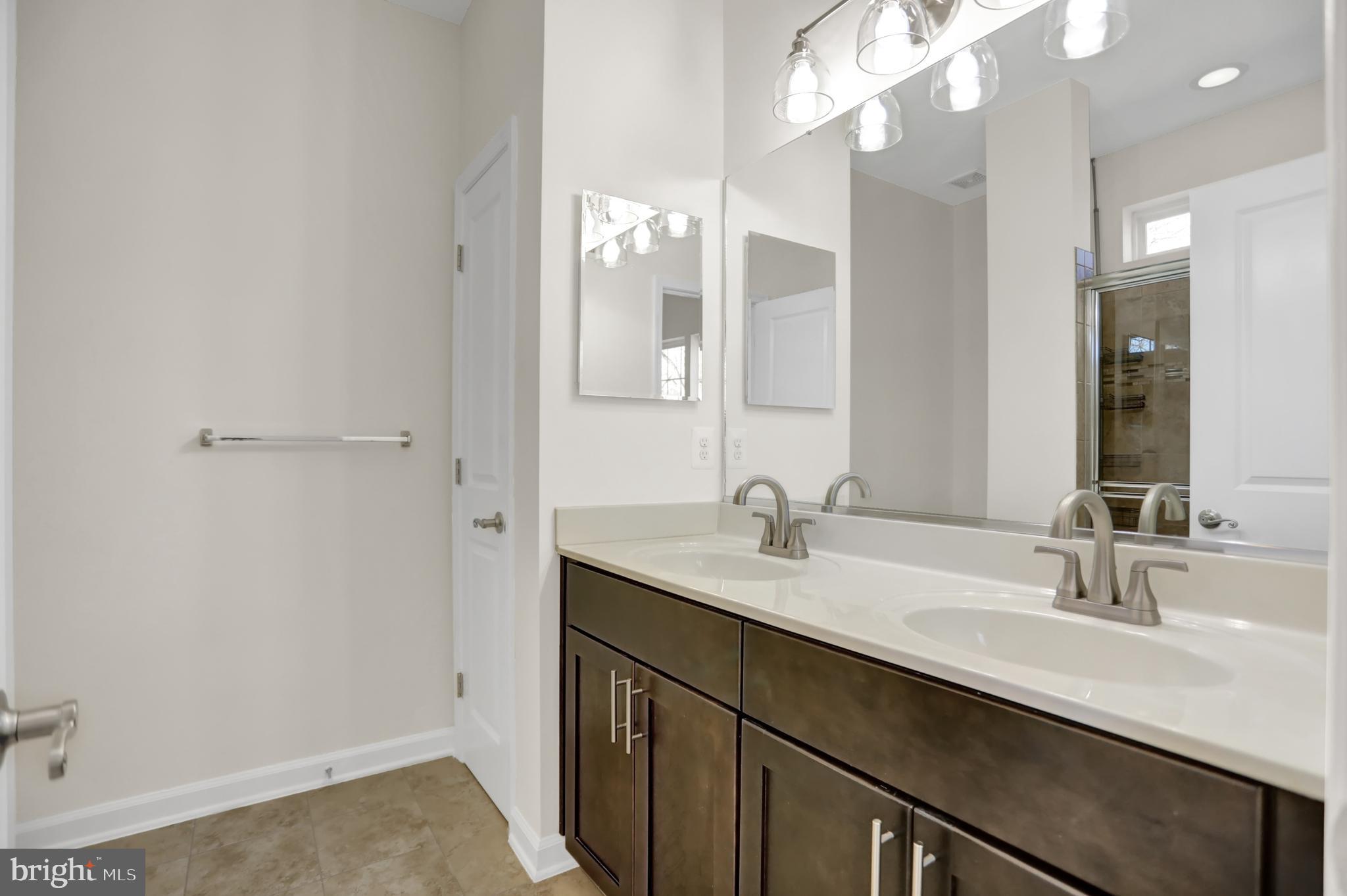 CREEKSTONE VILLAGE - Residential