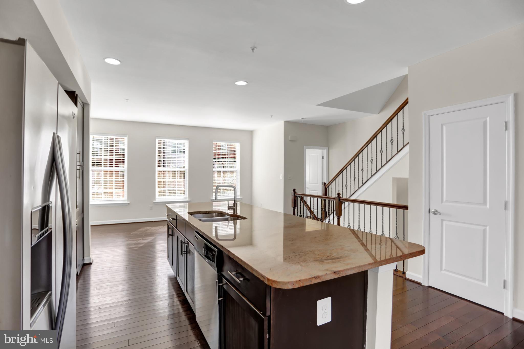 CREEKSTONE VILLAGE - Residential