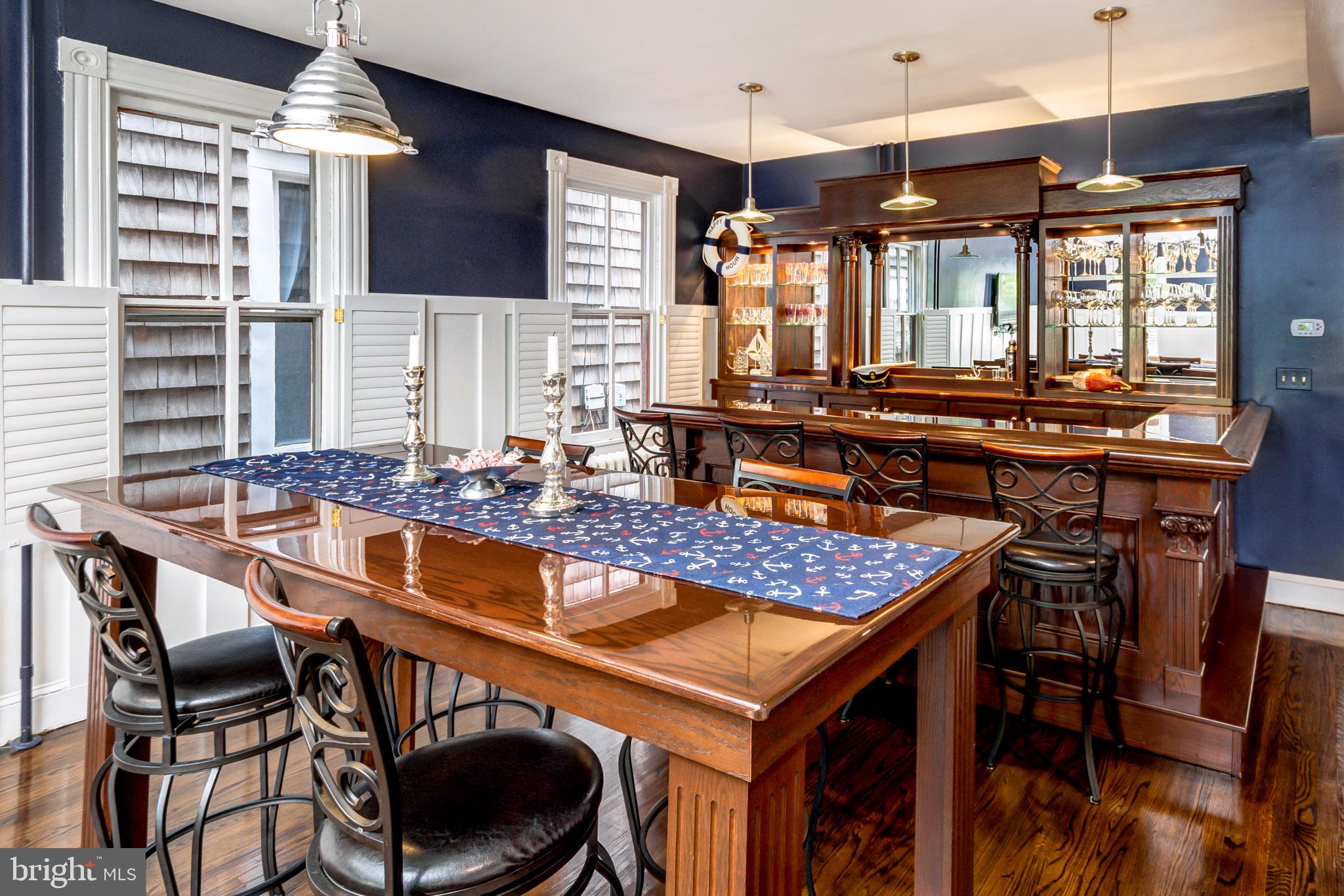 HISTORIC DISTRICT - Residential