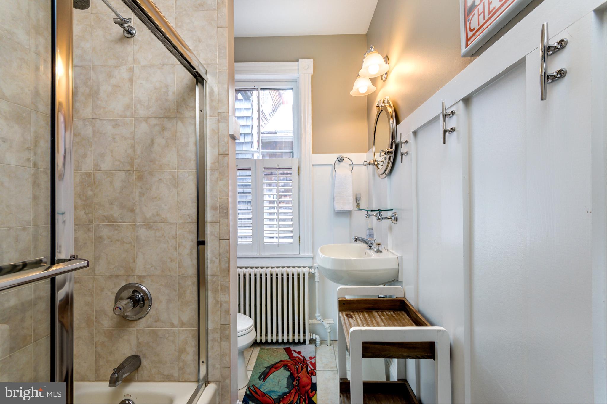 HISTORIC DISTRICT - Residential