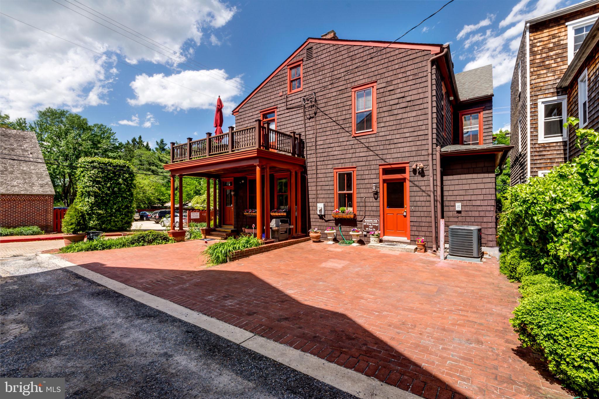 HISTORIC DISTRICT - Residential