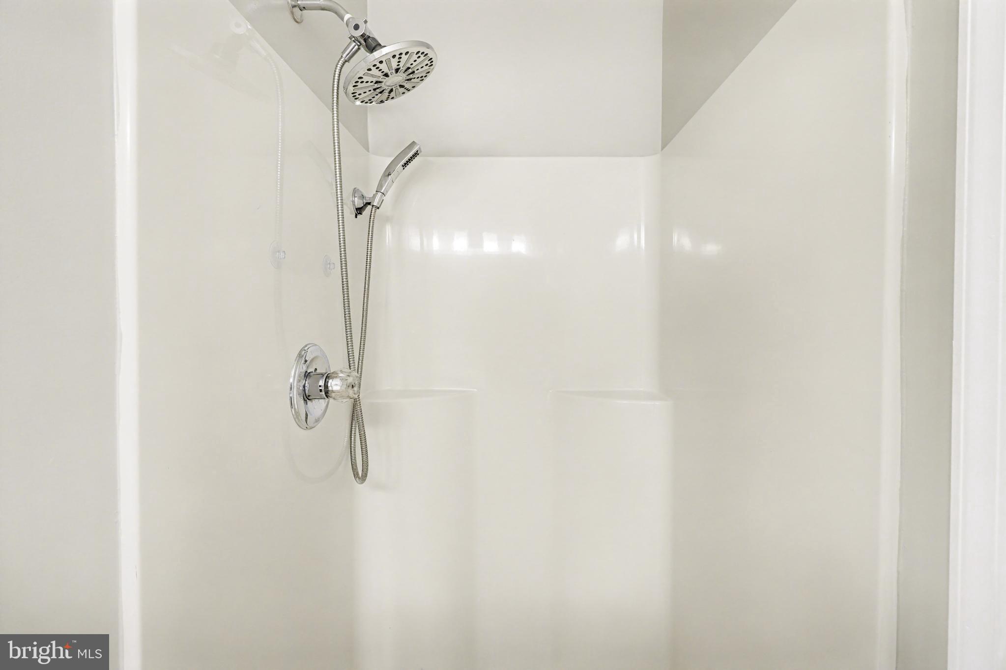 HICKORY RIDGE - Residential