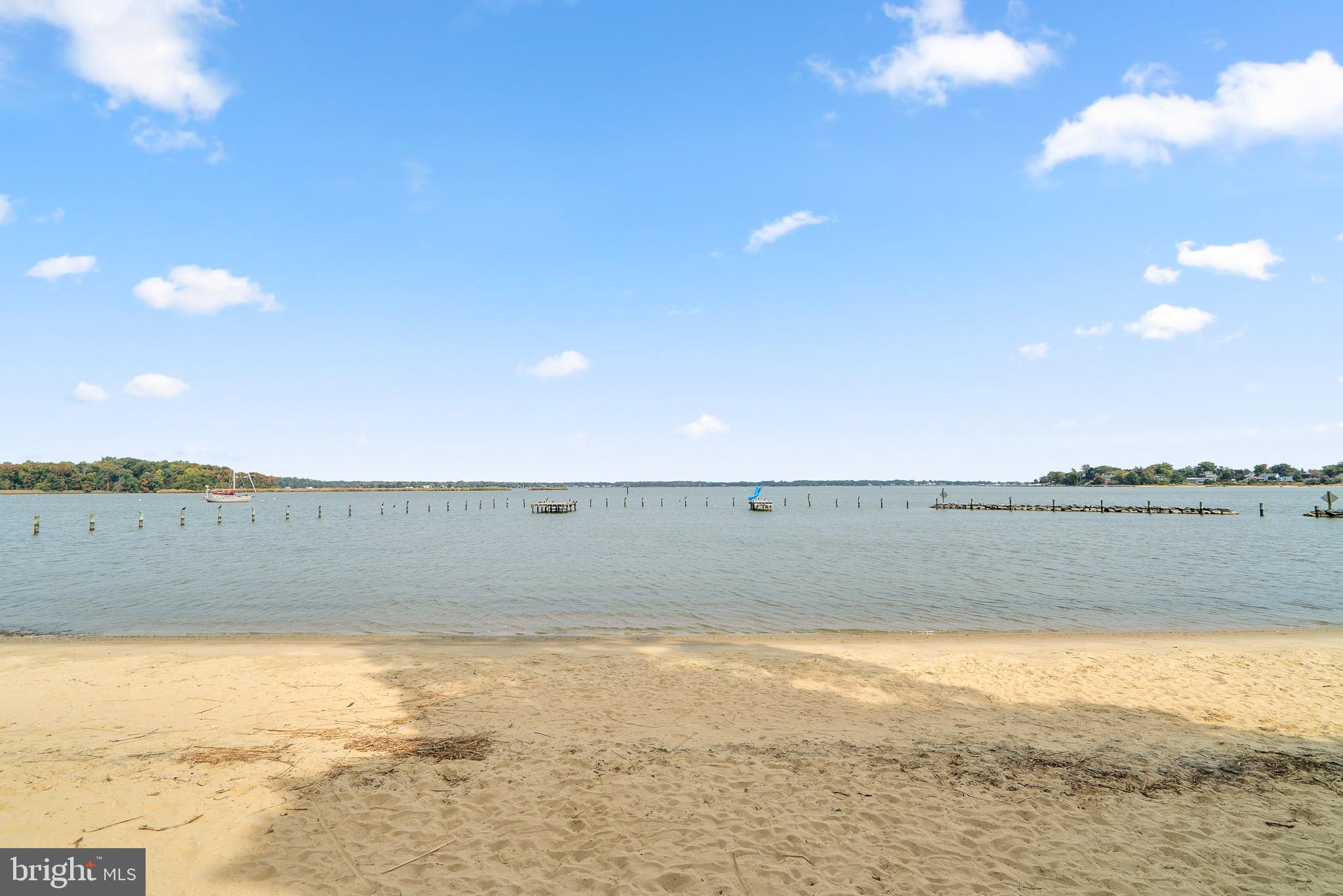 SELBY ON THE BAY - Residential