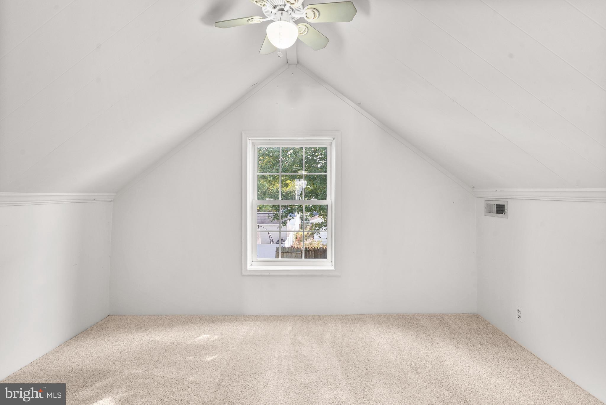 SELBY ON THE BAY - Residential