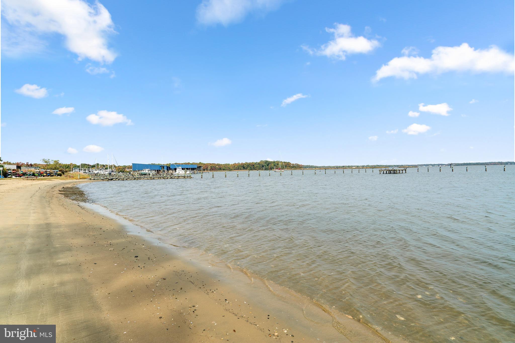 SELBY ON THE BAY - Residential